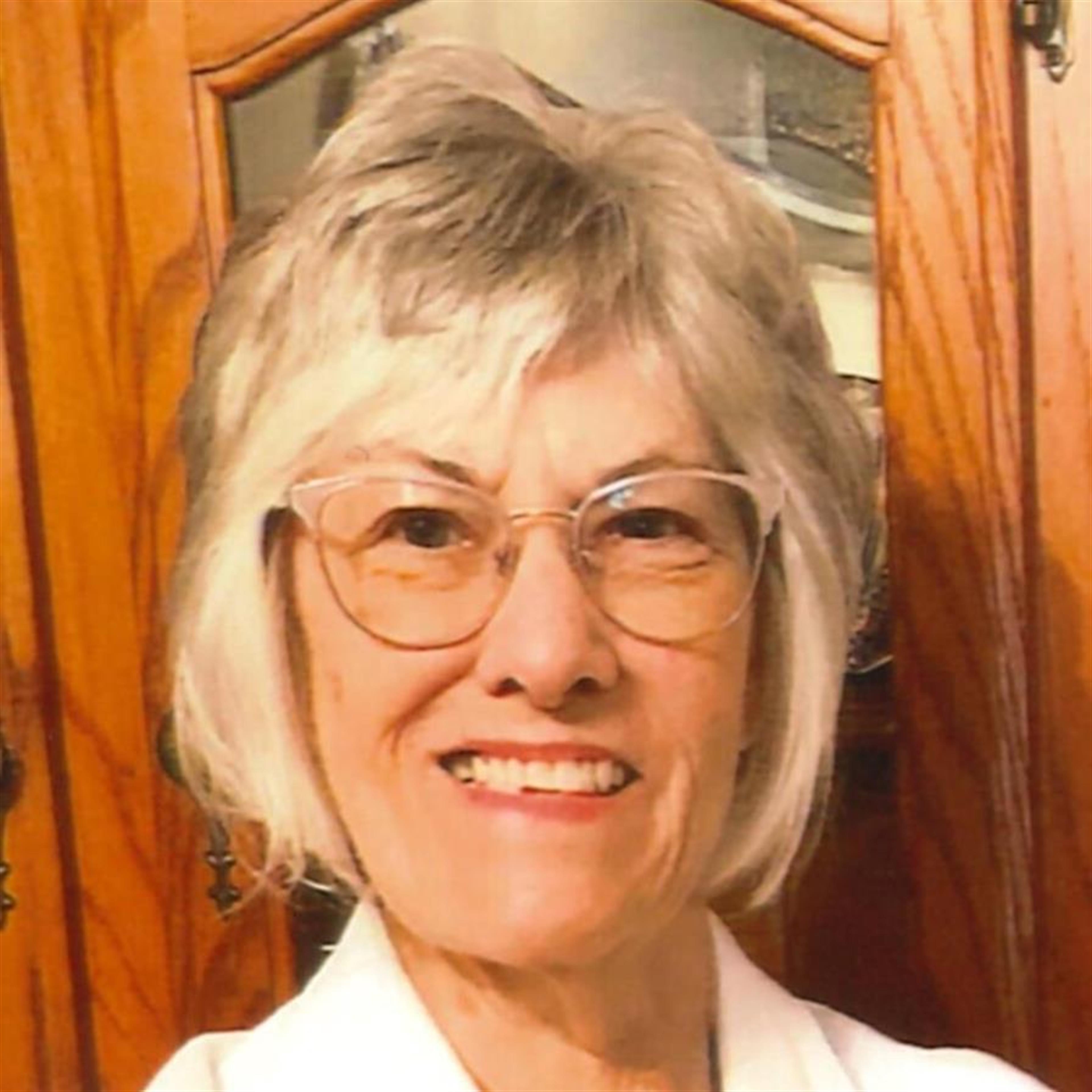 Alice Frances Poole's obituary picture