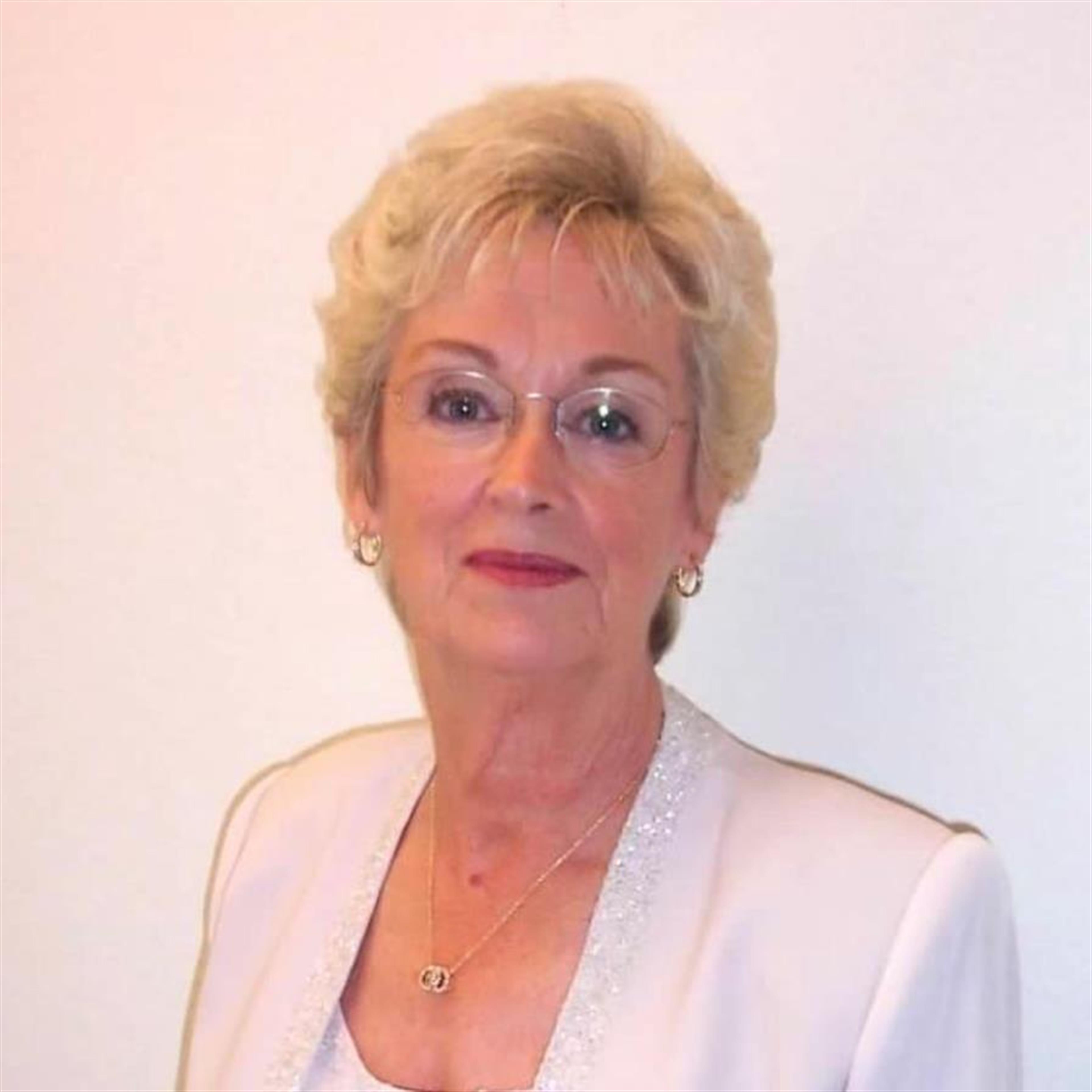 Shirley Victoria Glomb