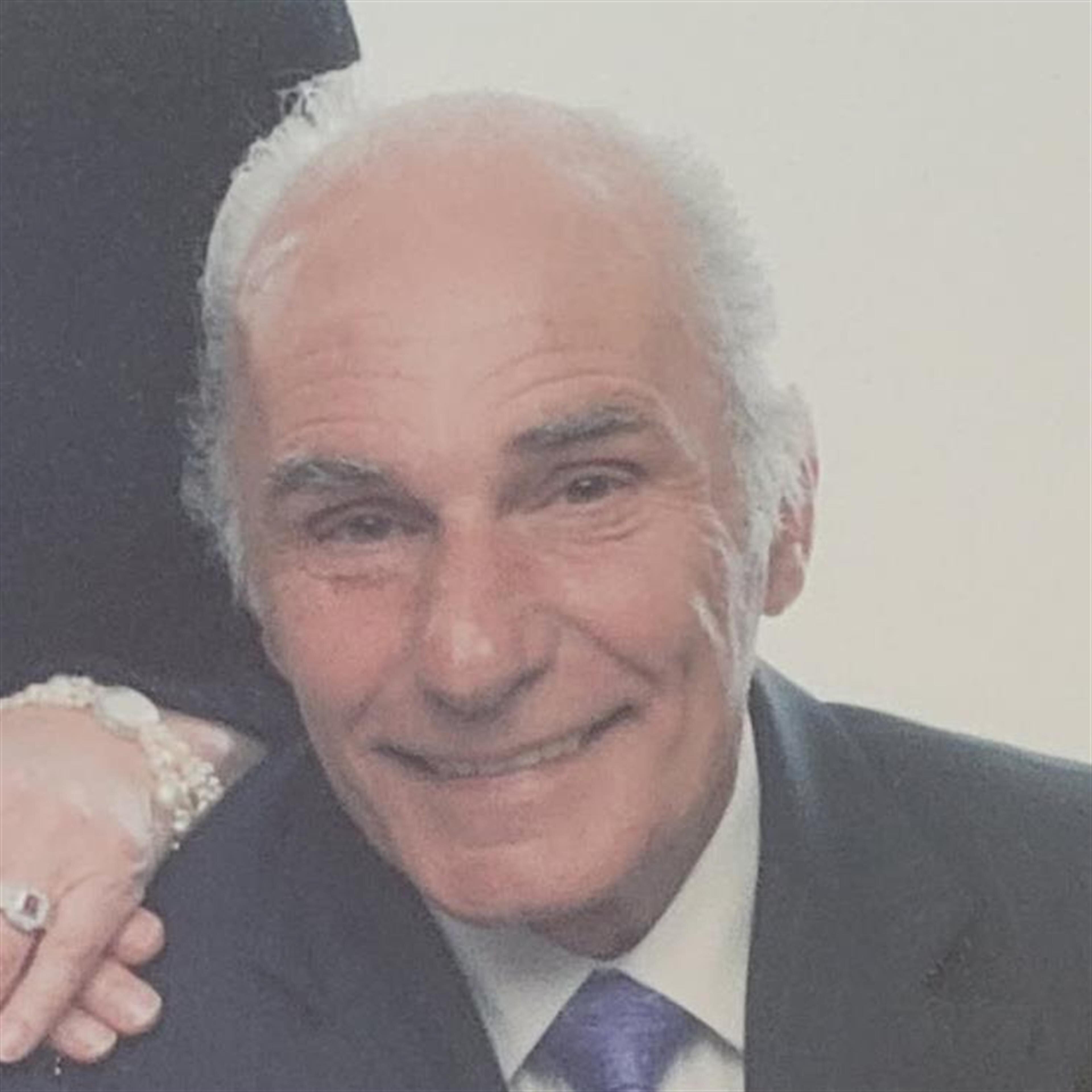 Robert Steven Fernéz
