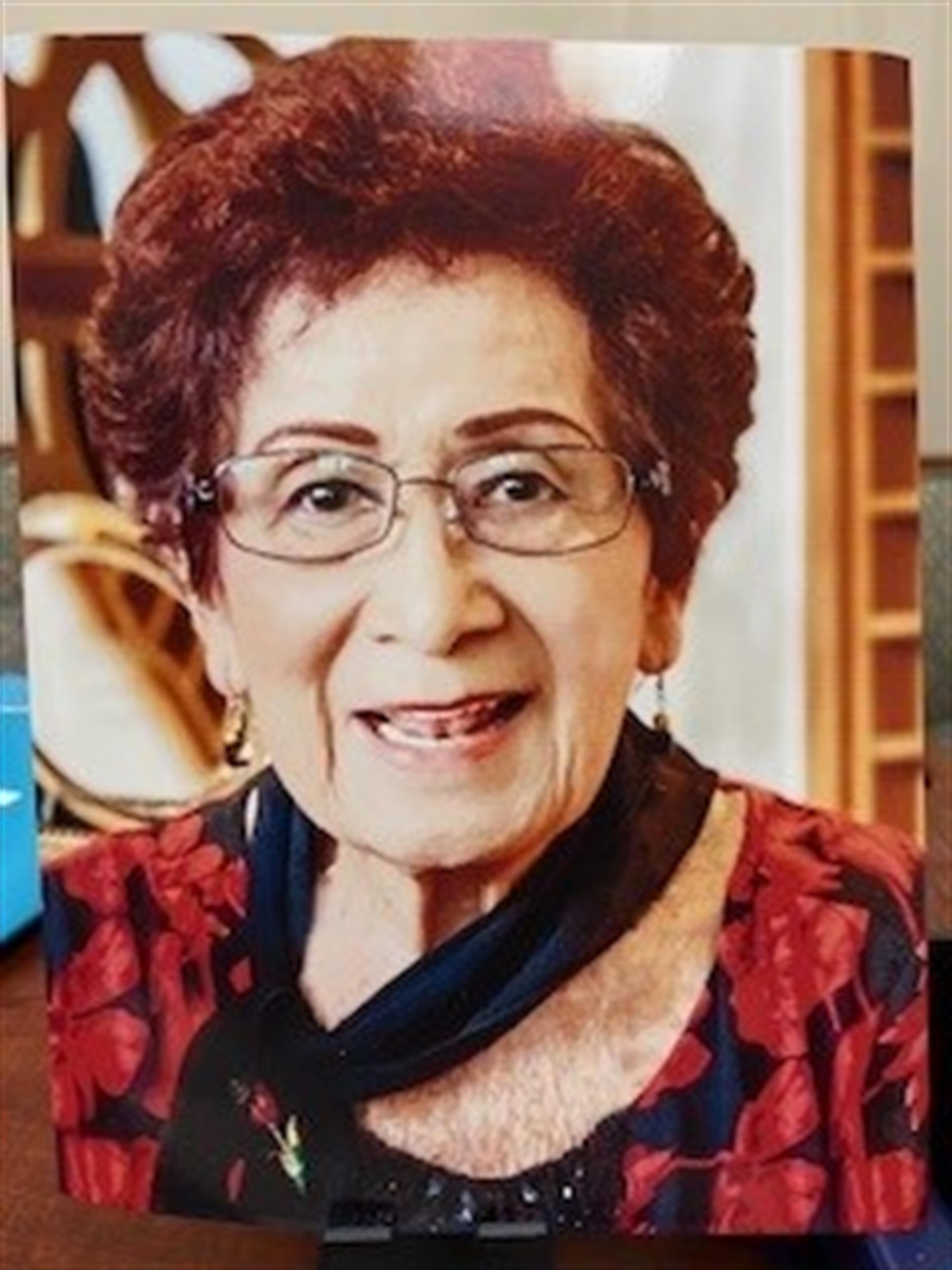 Esther Tokiko Kameoka
