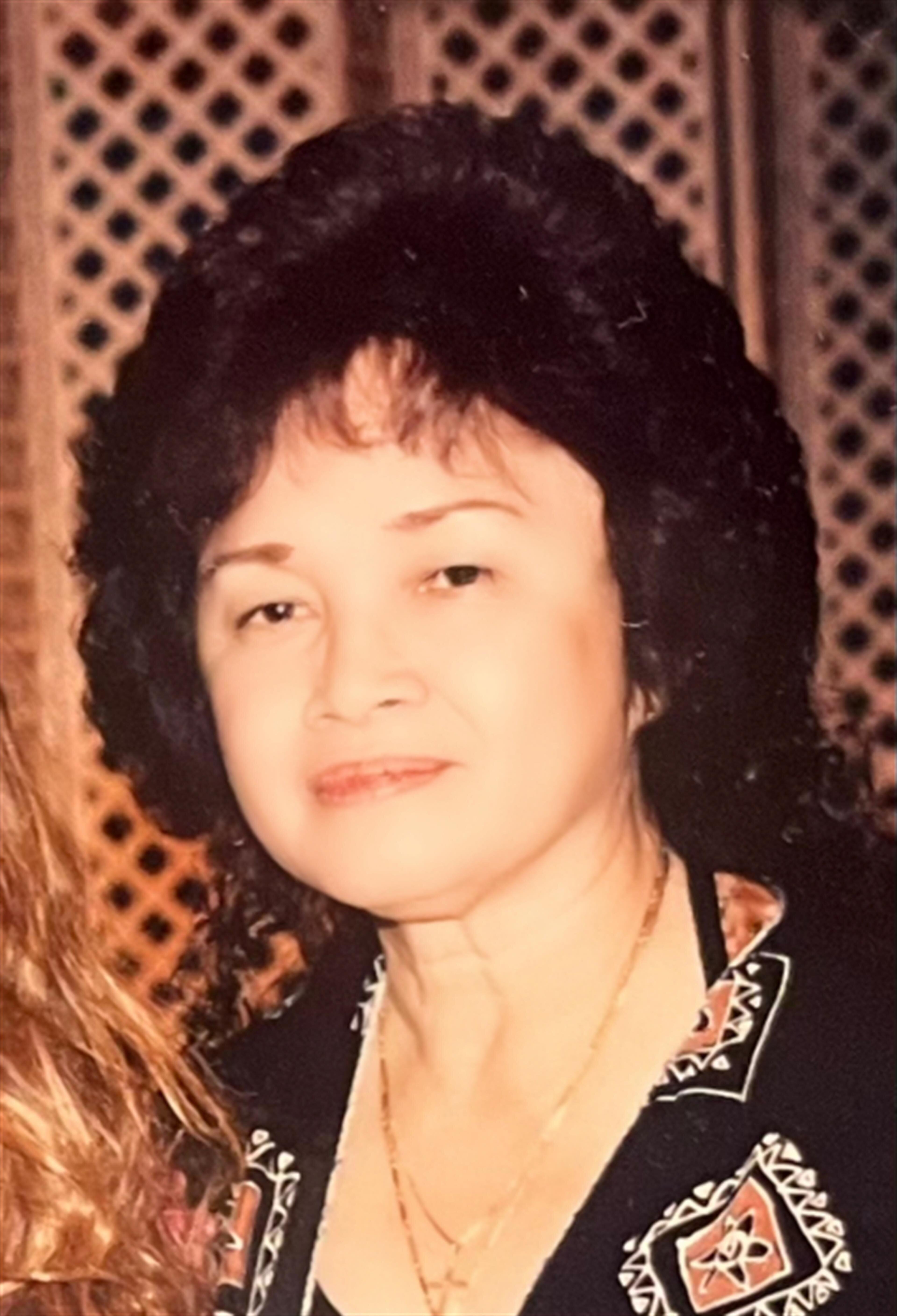 Gloria Suan