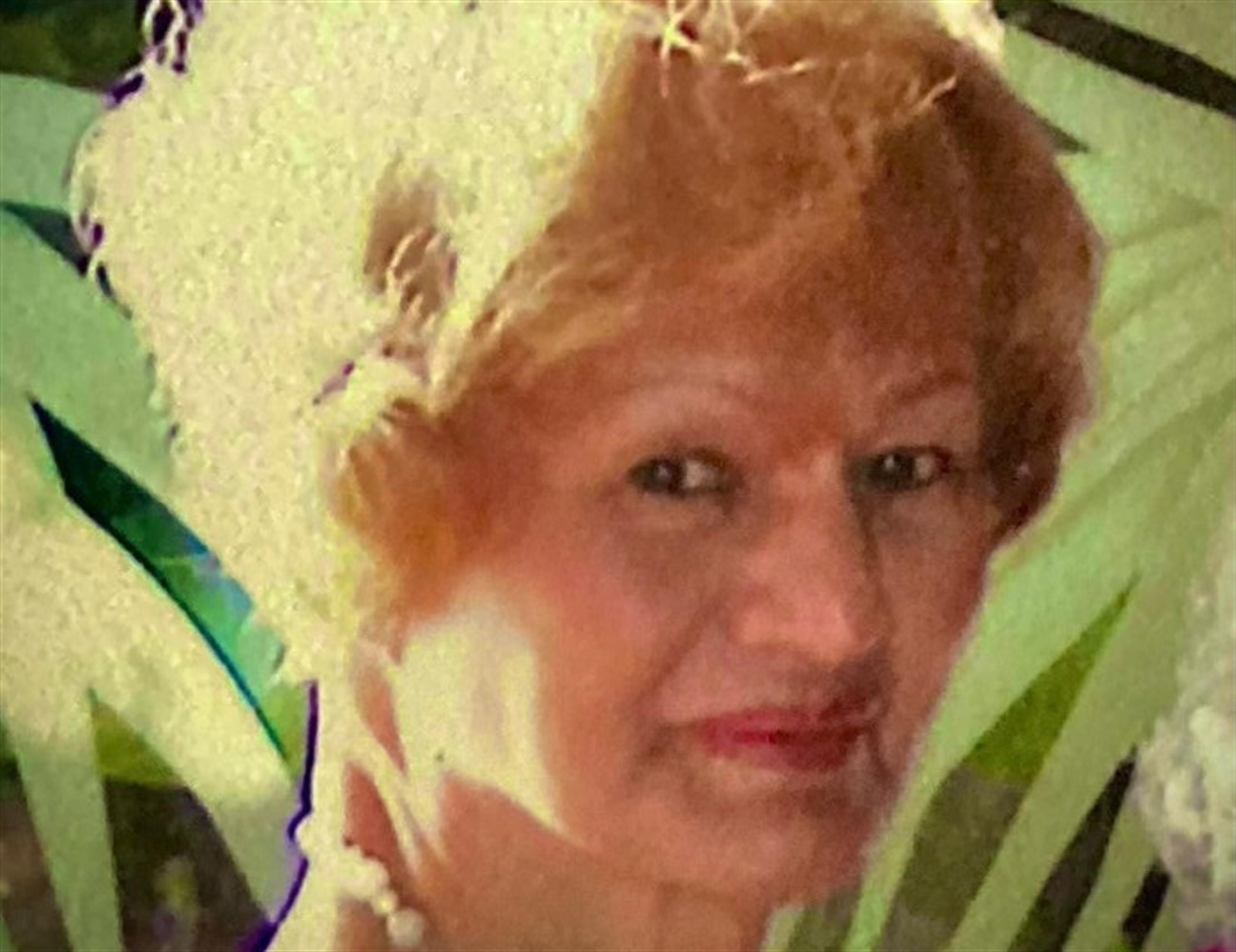 Peggy Becky Hamili