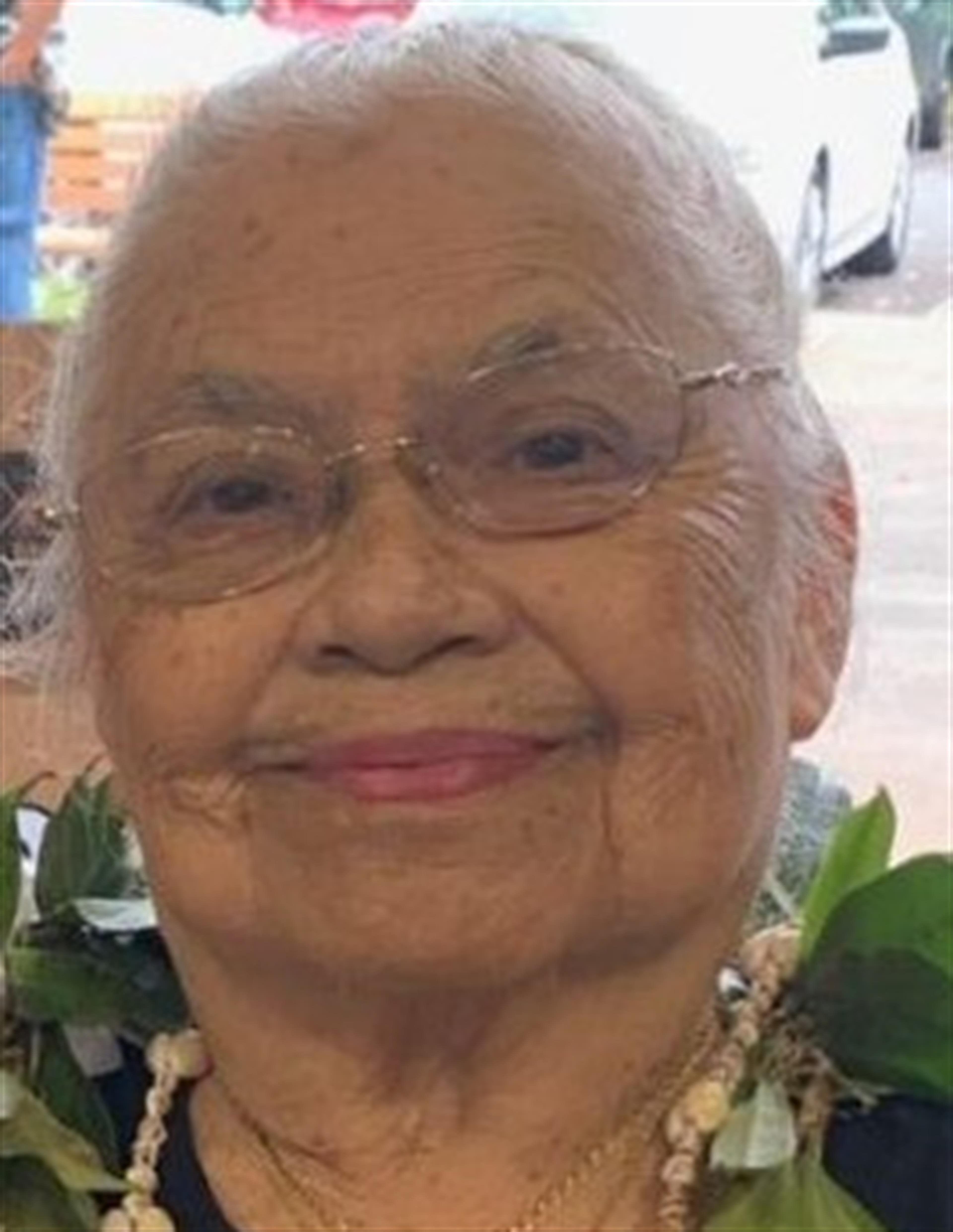 Gladys Calotis Behic