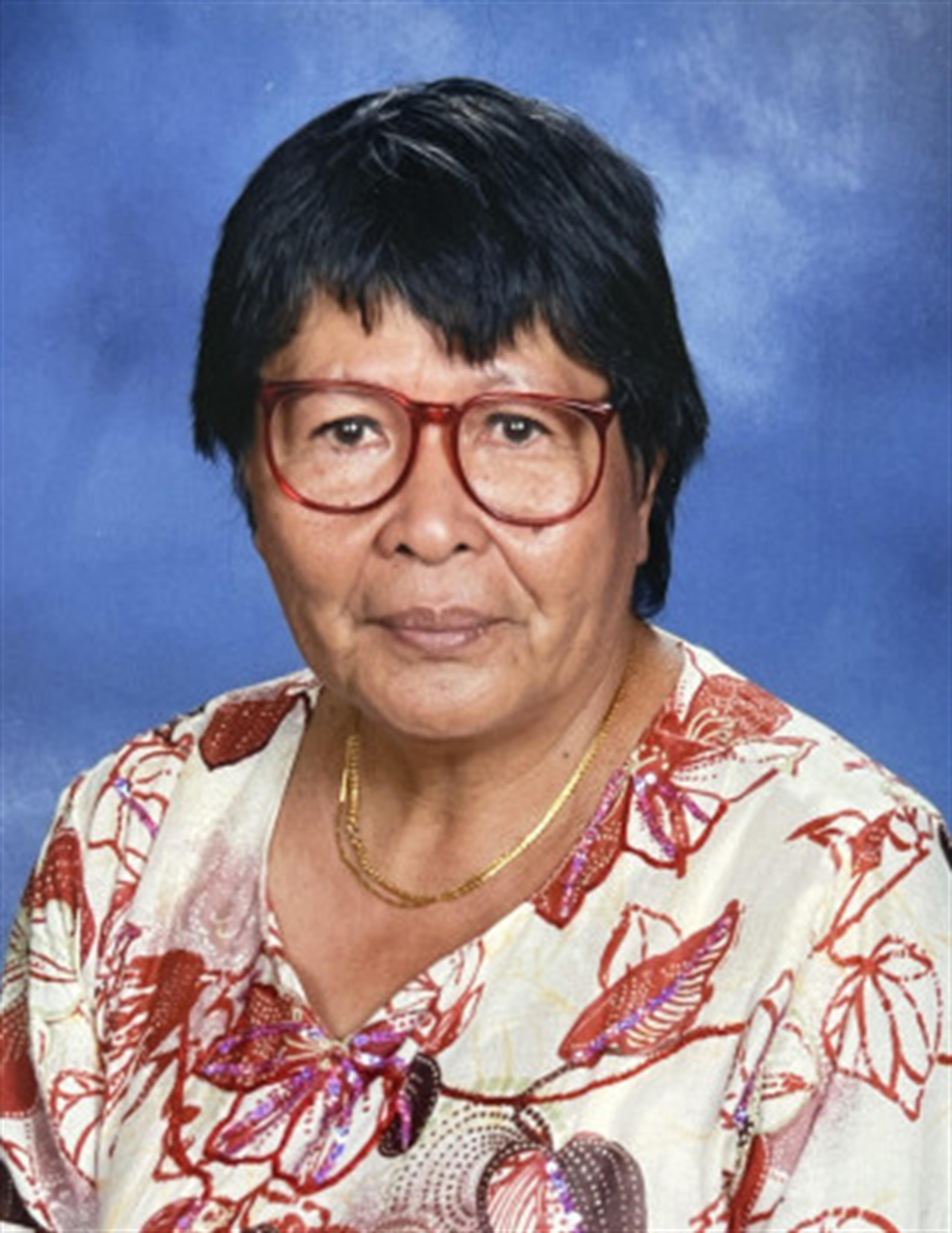 Angelina Garingan Busto's obituary picture