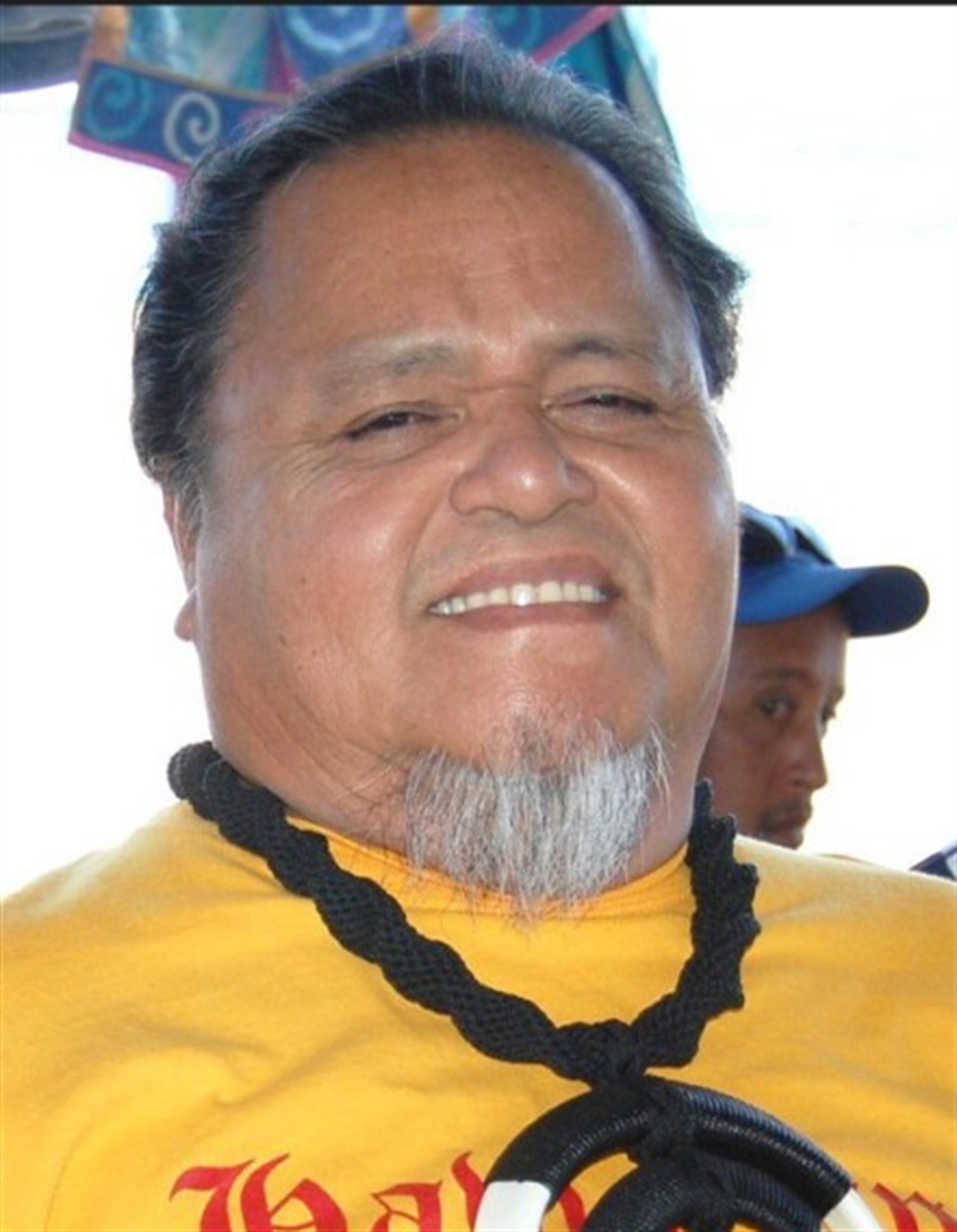 Dennis Manuel Paahana