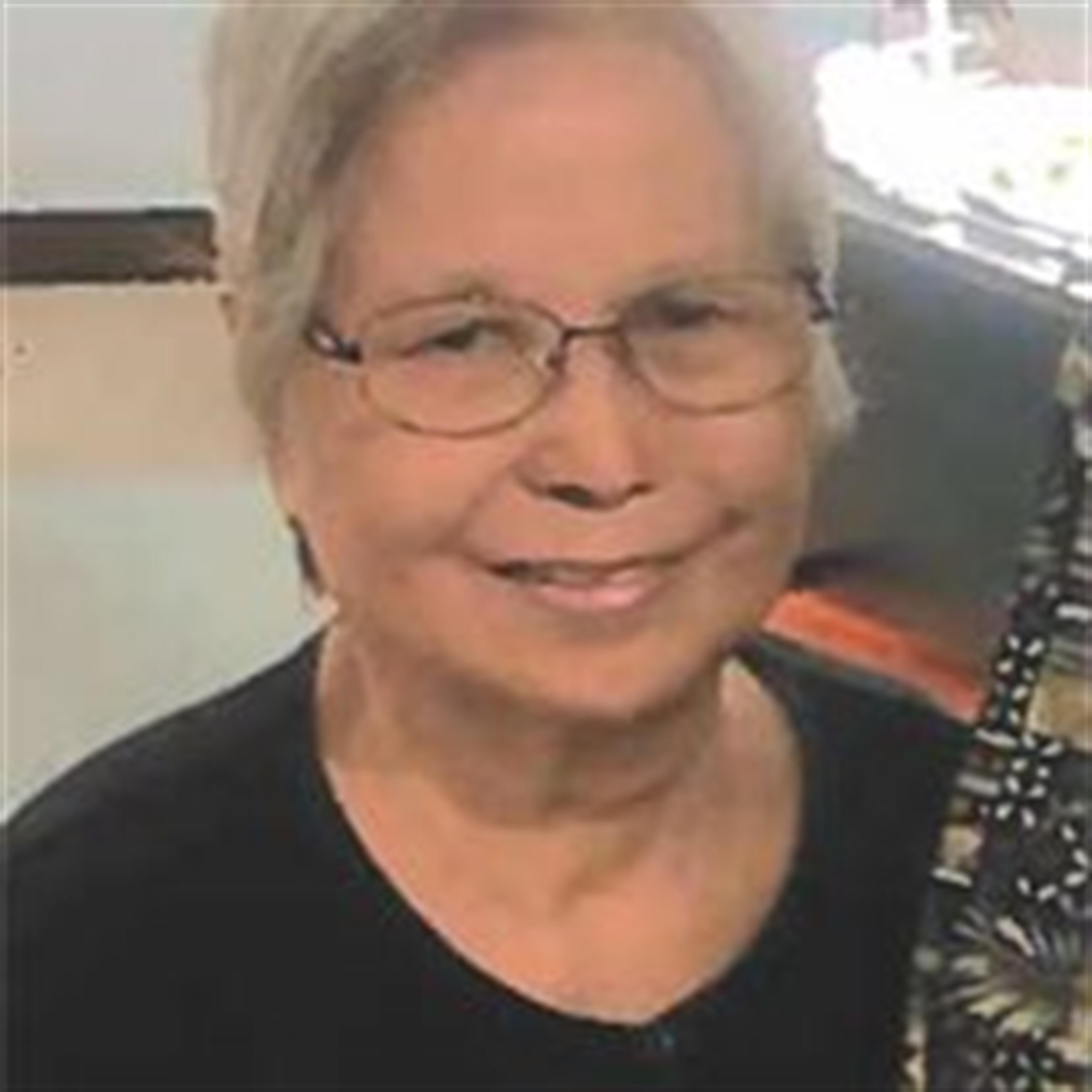 Luz Valenzuela Eder