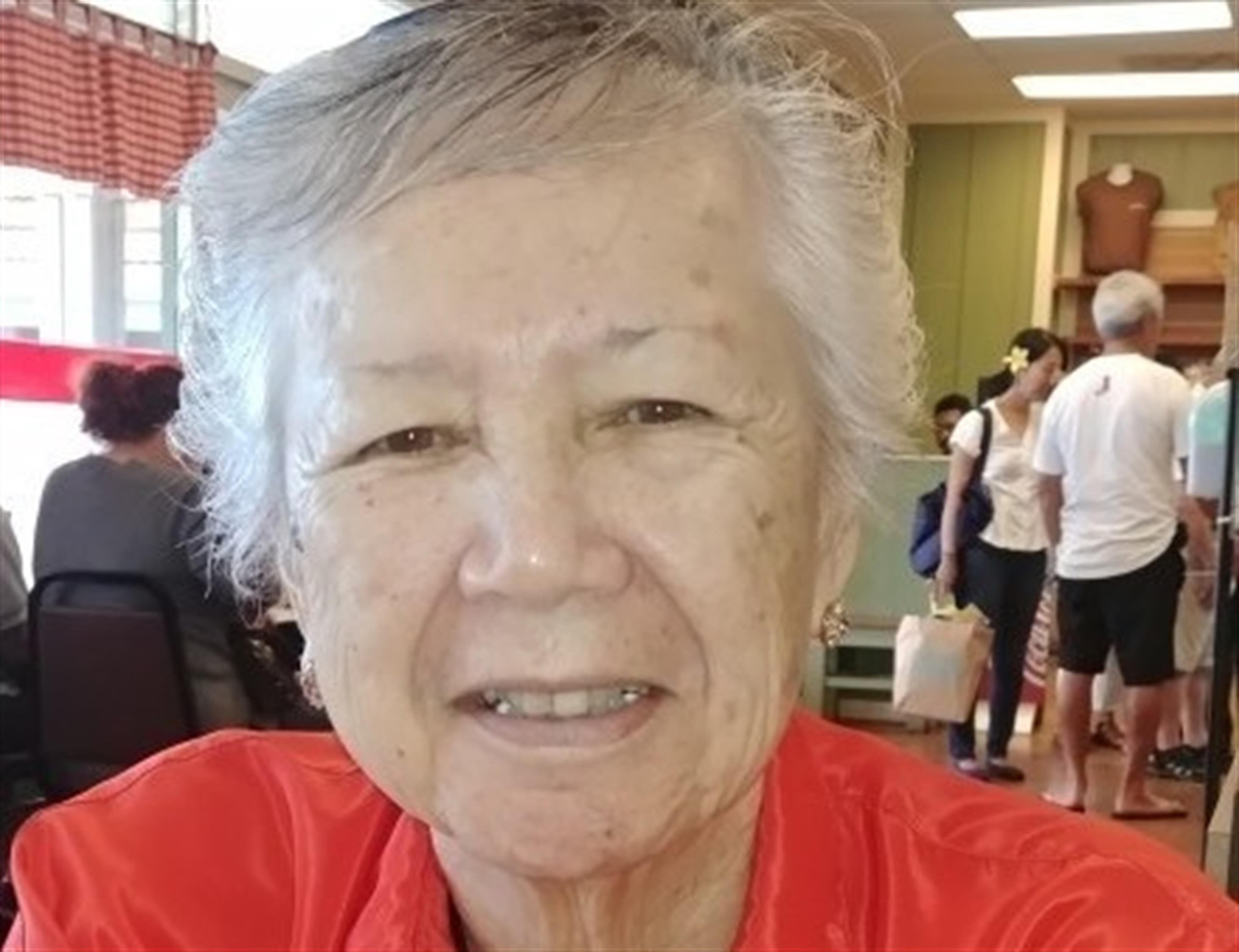 Peggy Lou Mala'eakalauhiwa Jim Massengill