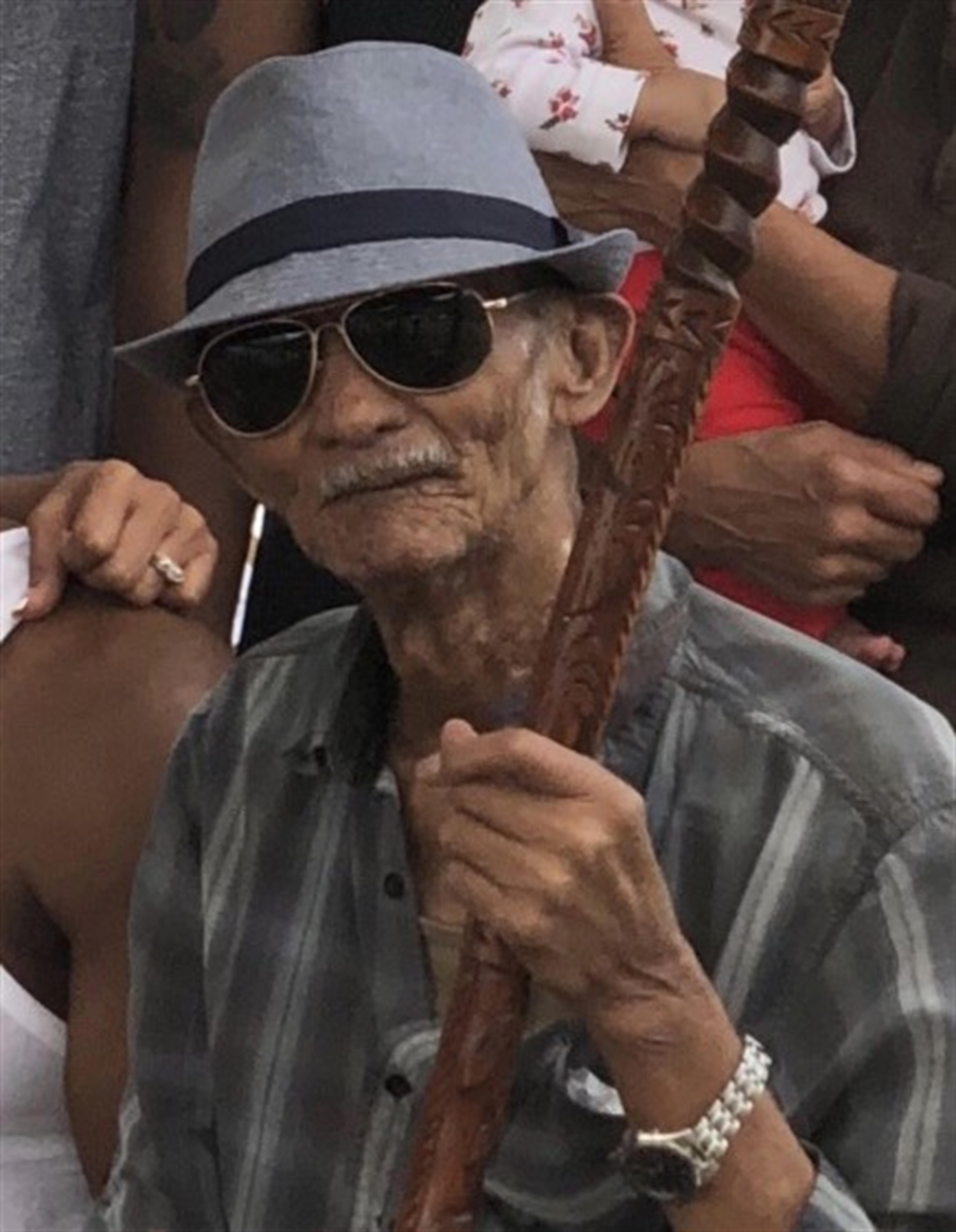 Ernesto Capillan Camat