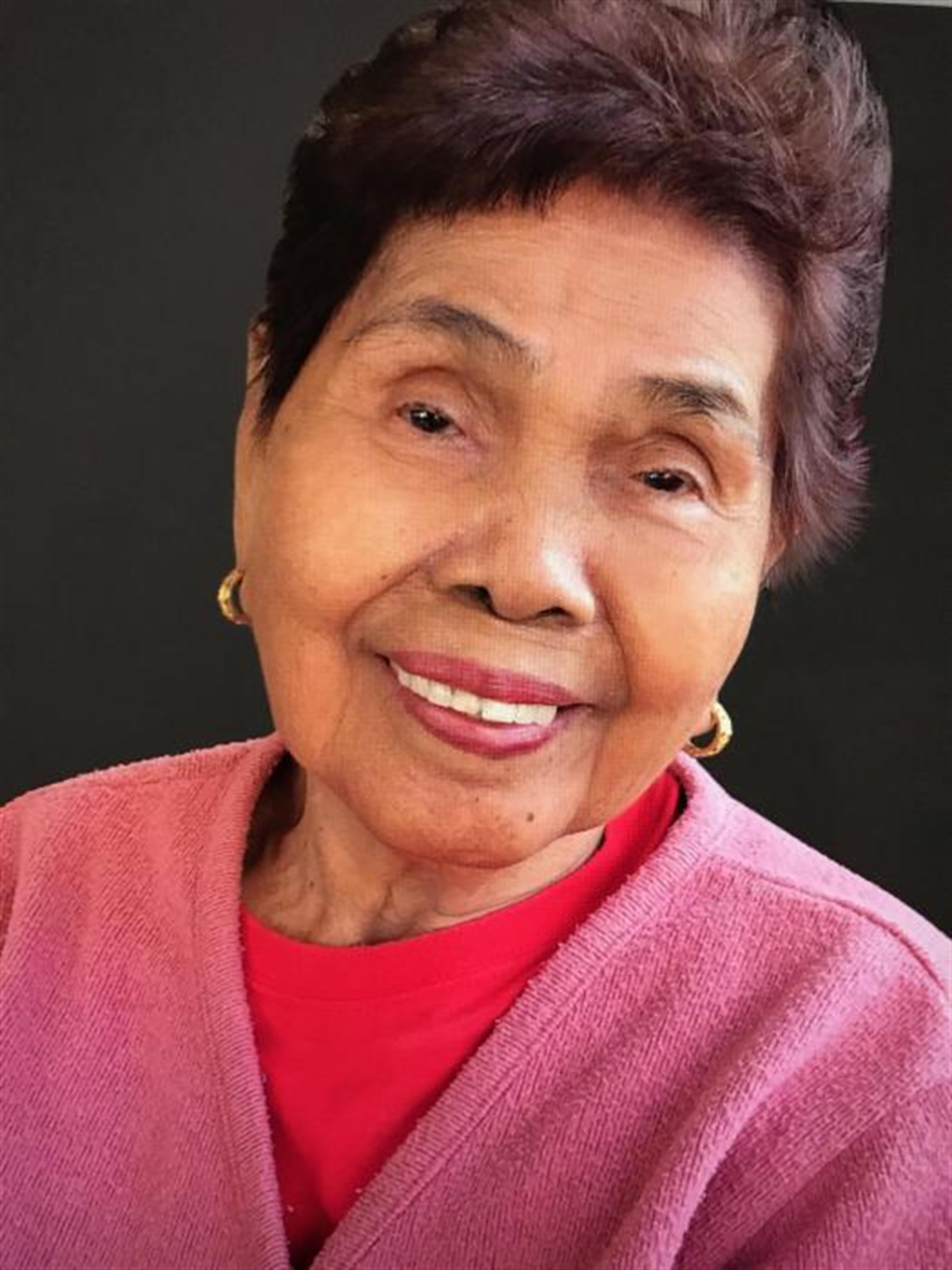Victoria Ganancial Aquino's obituary picture