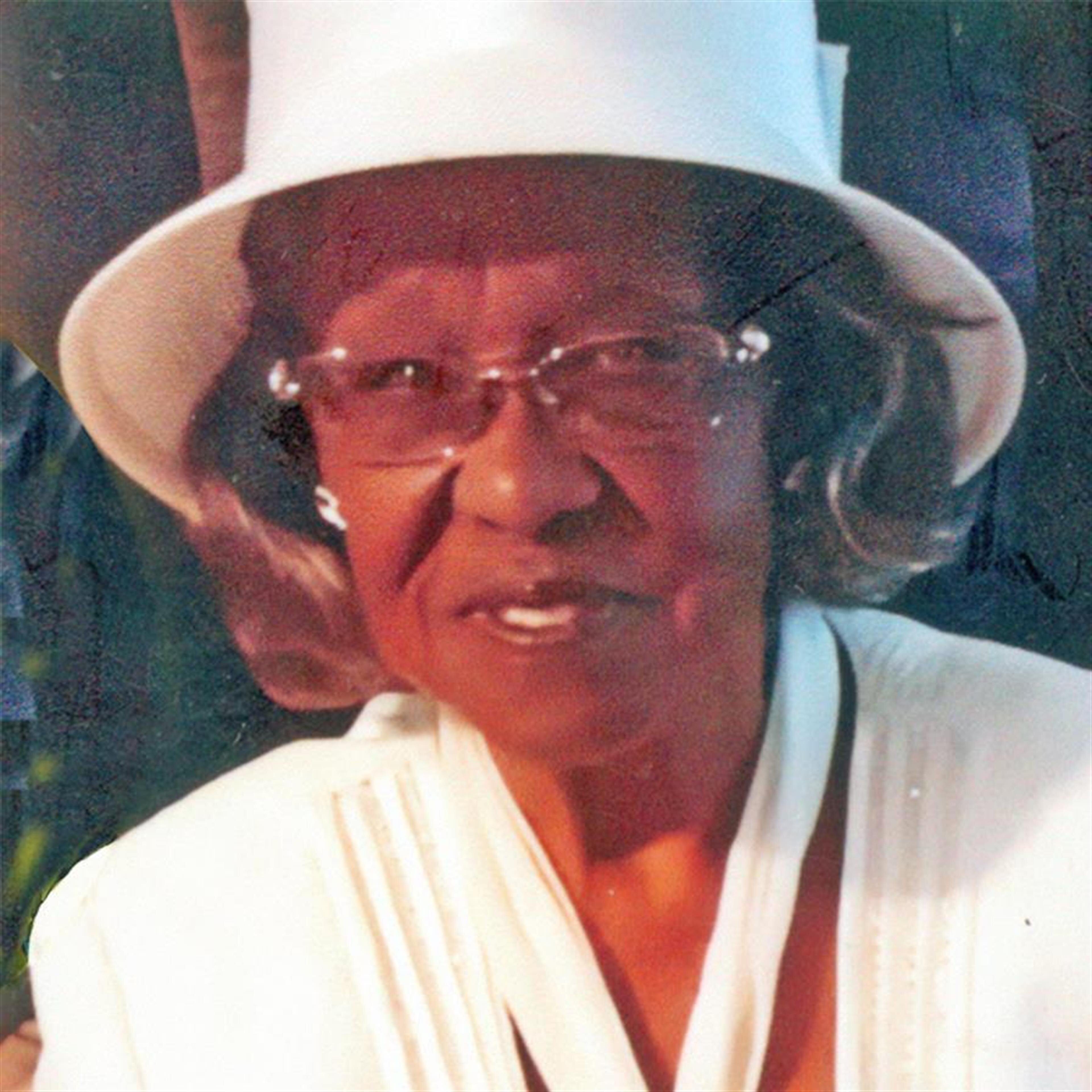 Pauline Stokes
