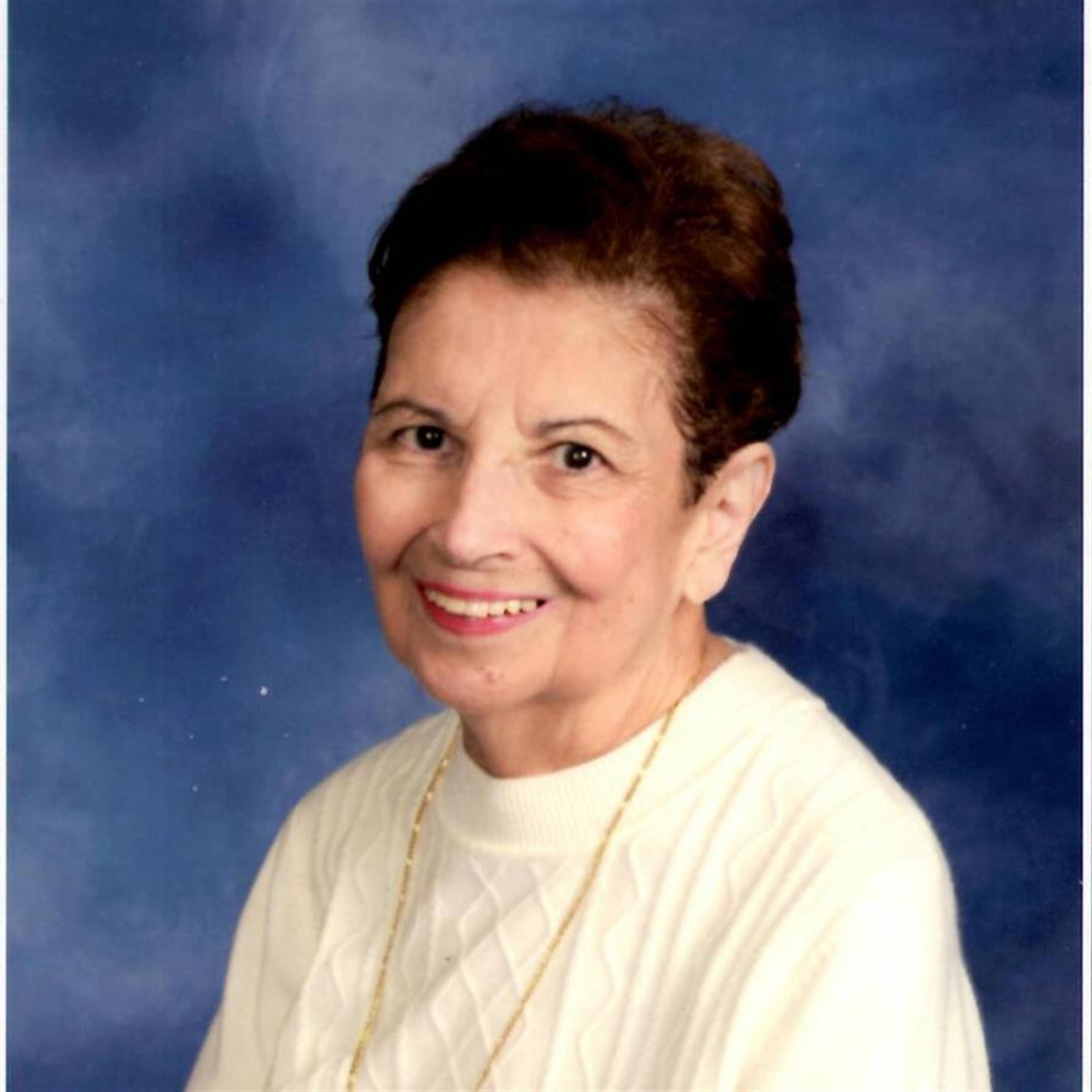 Annette Packis