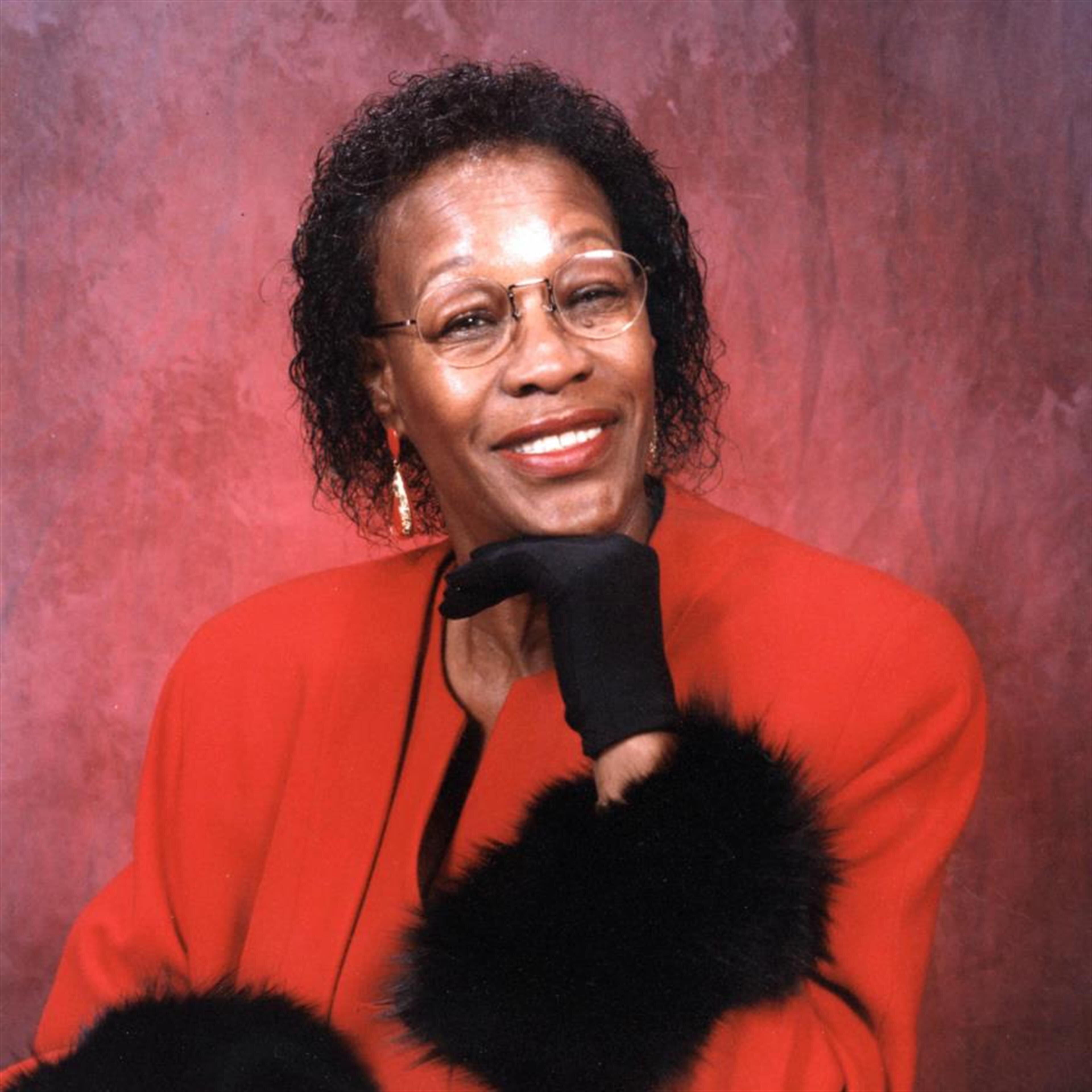 Rev. DaVetta Lester (Lebanon)