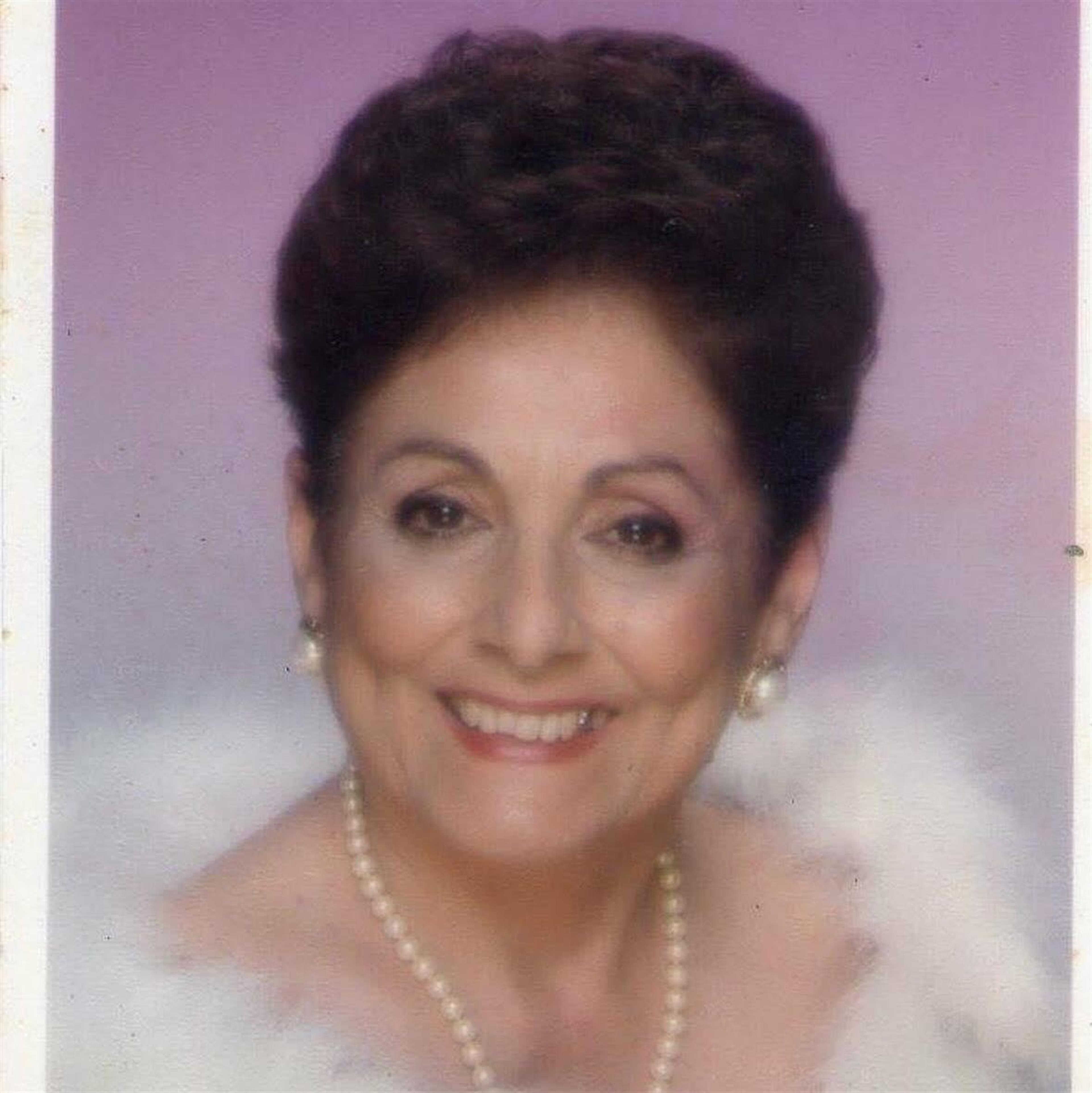 Lucy Maria Grandov
