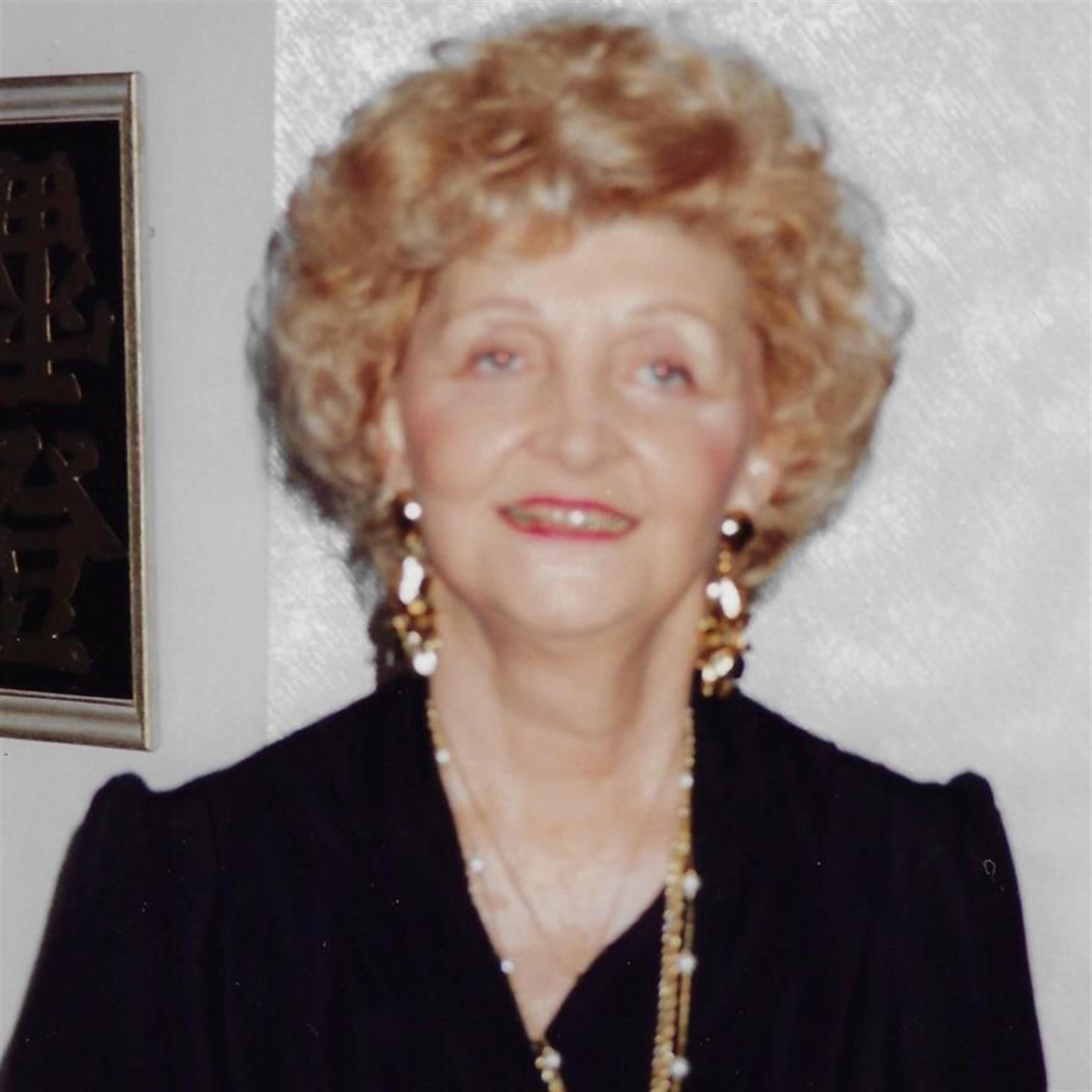 Gertrude Leyden