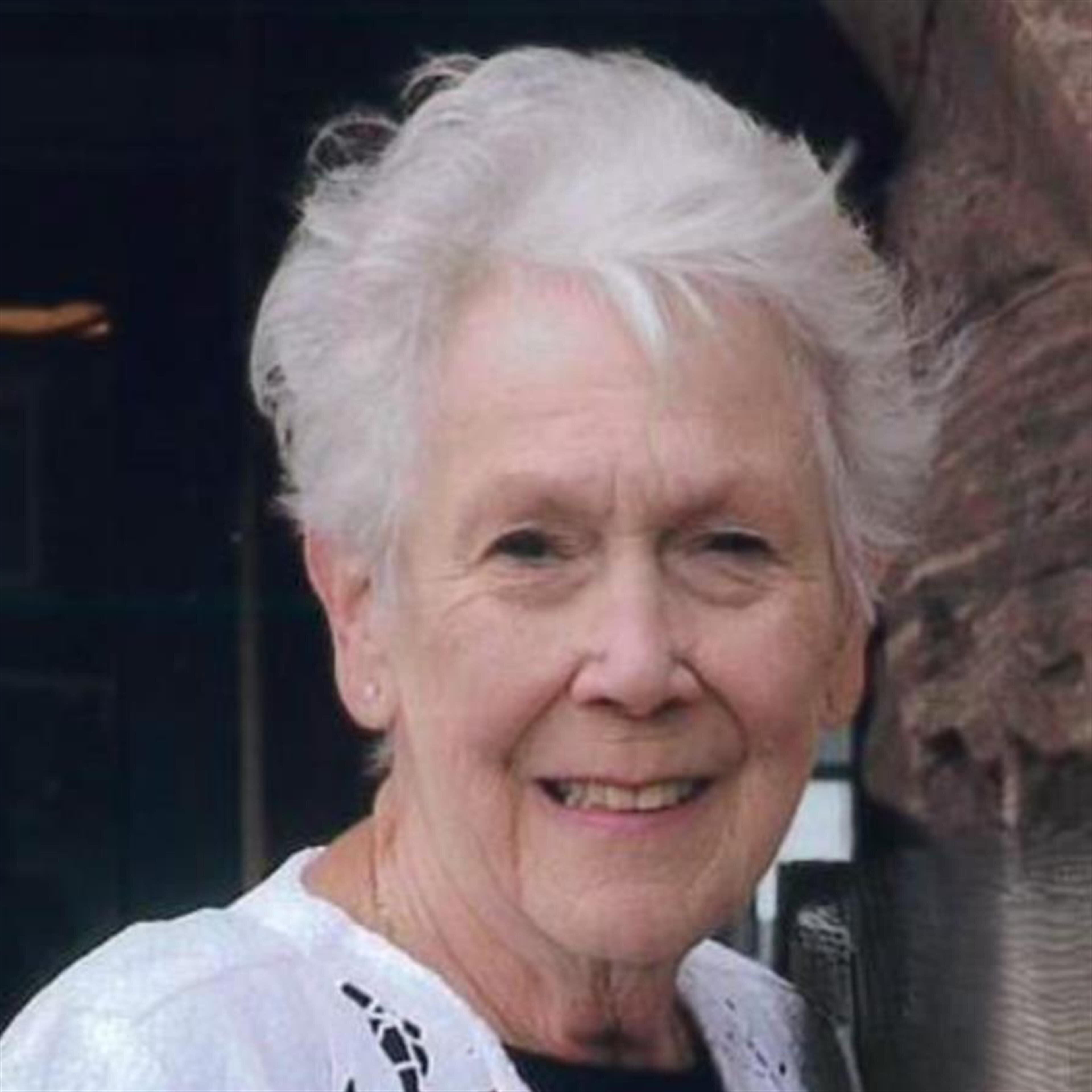 Roxanne H. "Roxi" Wever
