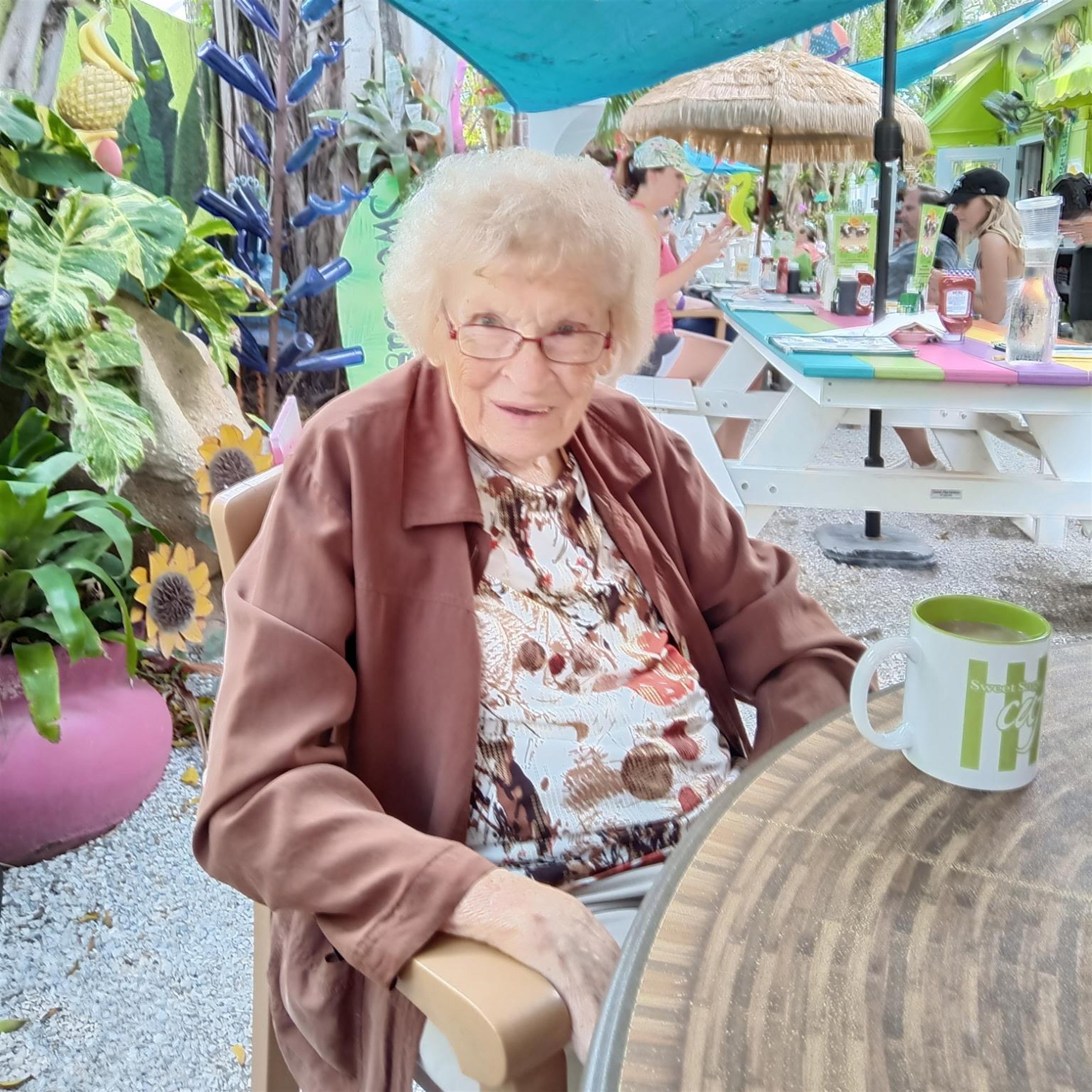 Greenwood, Phyllis Jean