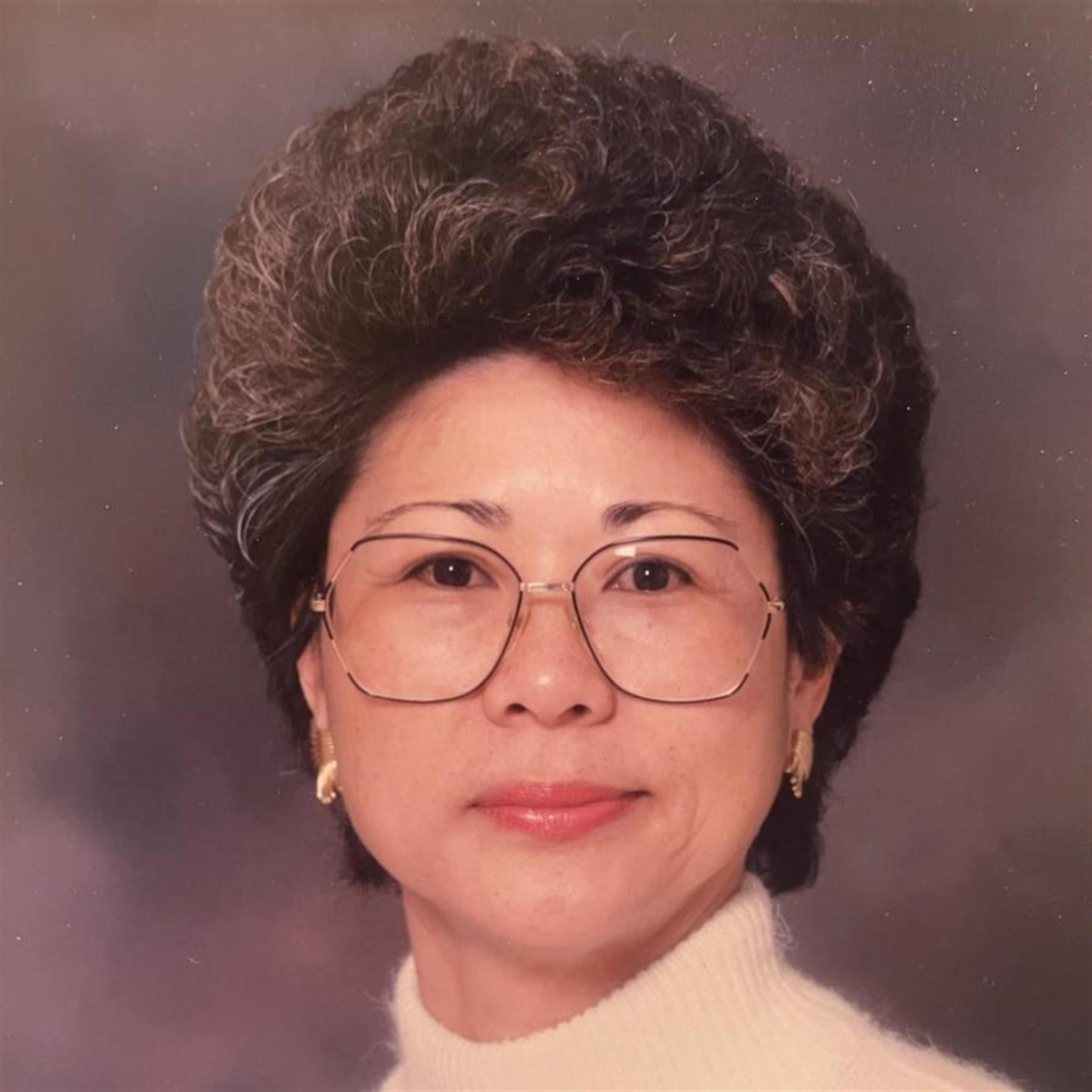 Lena Naomi Canoyer