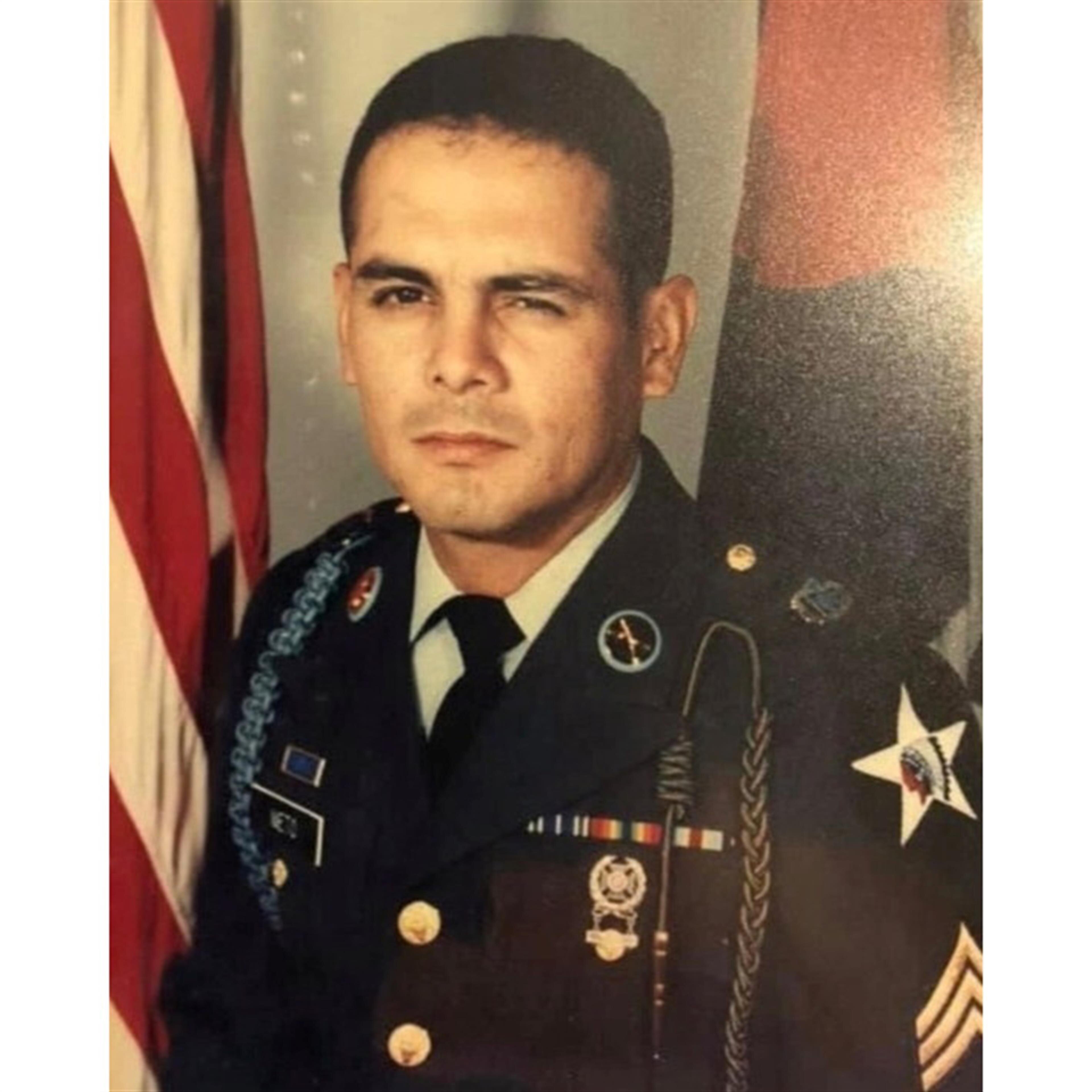 Rojelio "Roy" Nieto