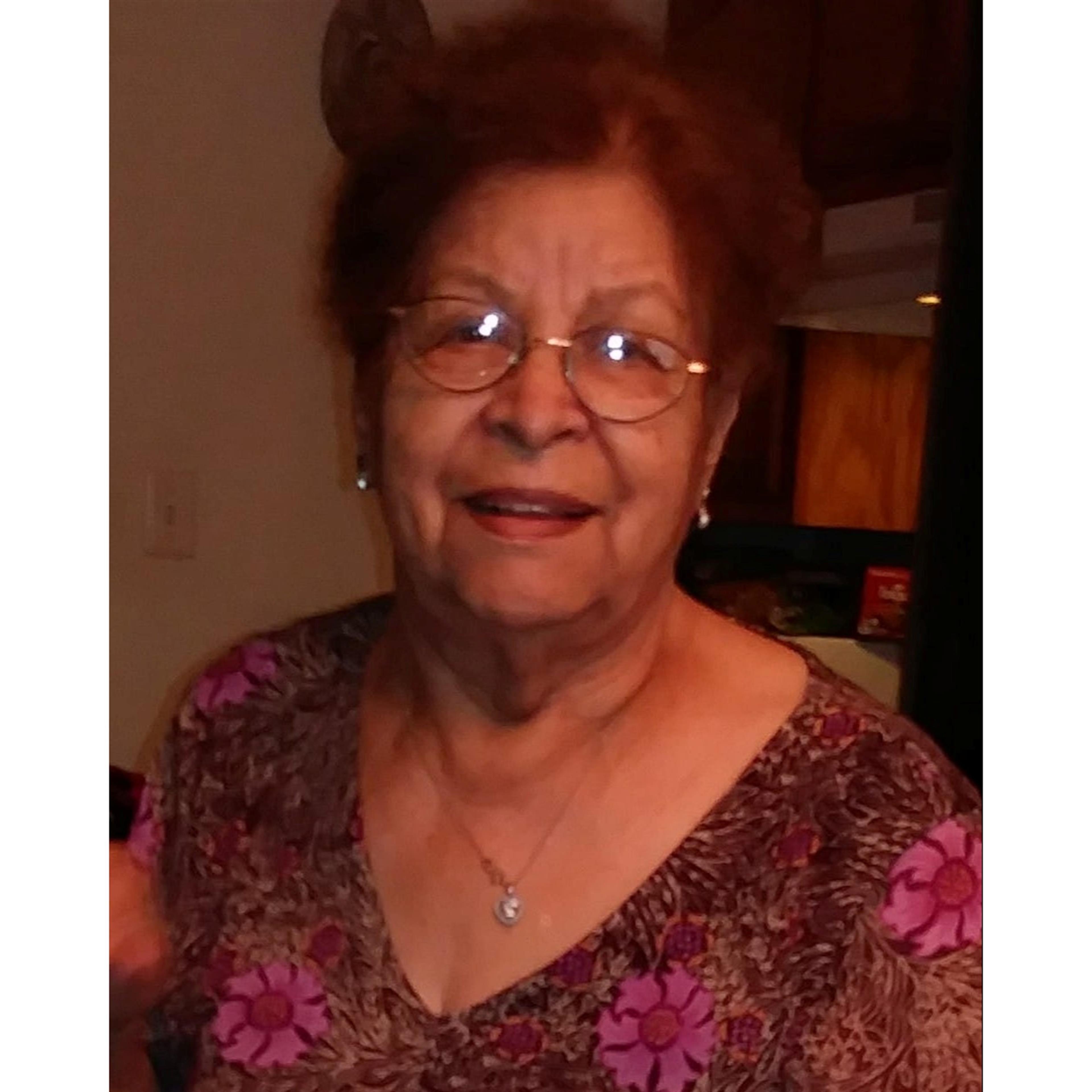 Minerva Esparza