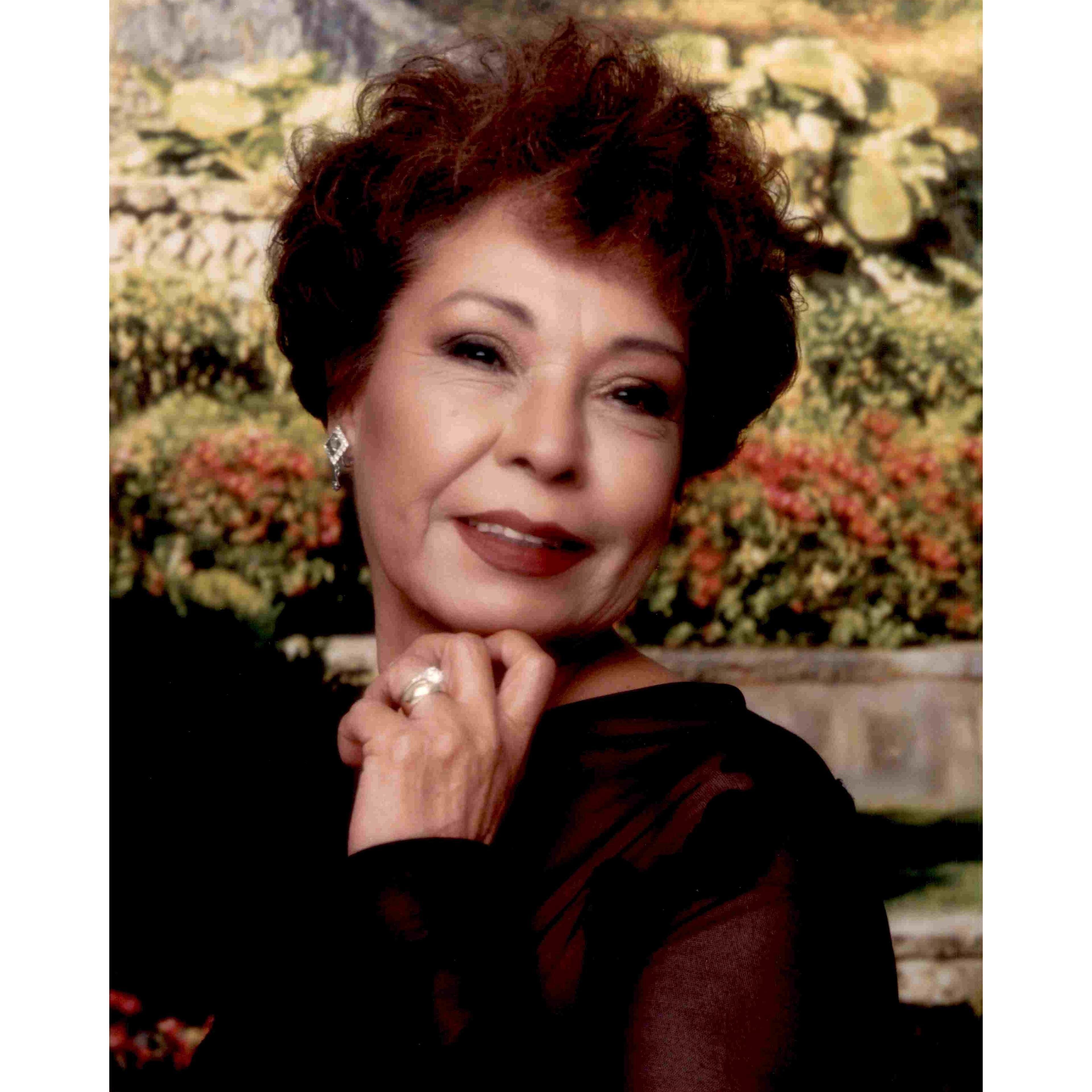 Elisa Izard