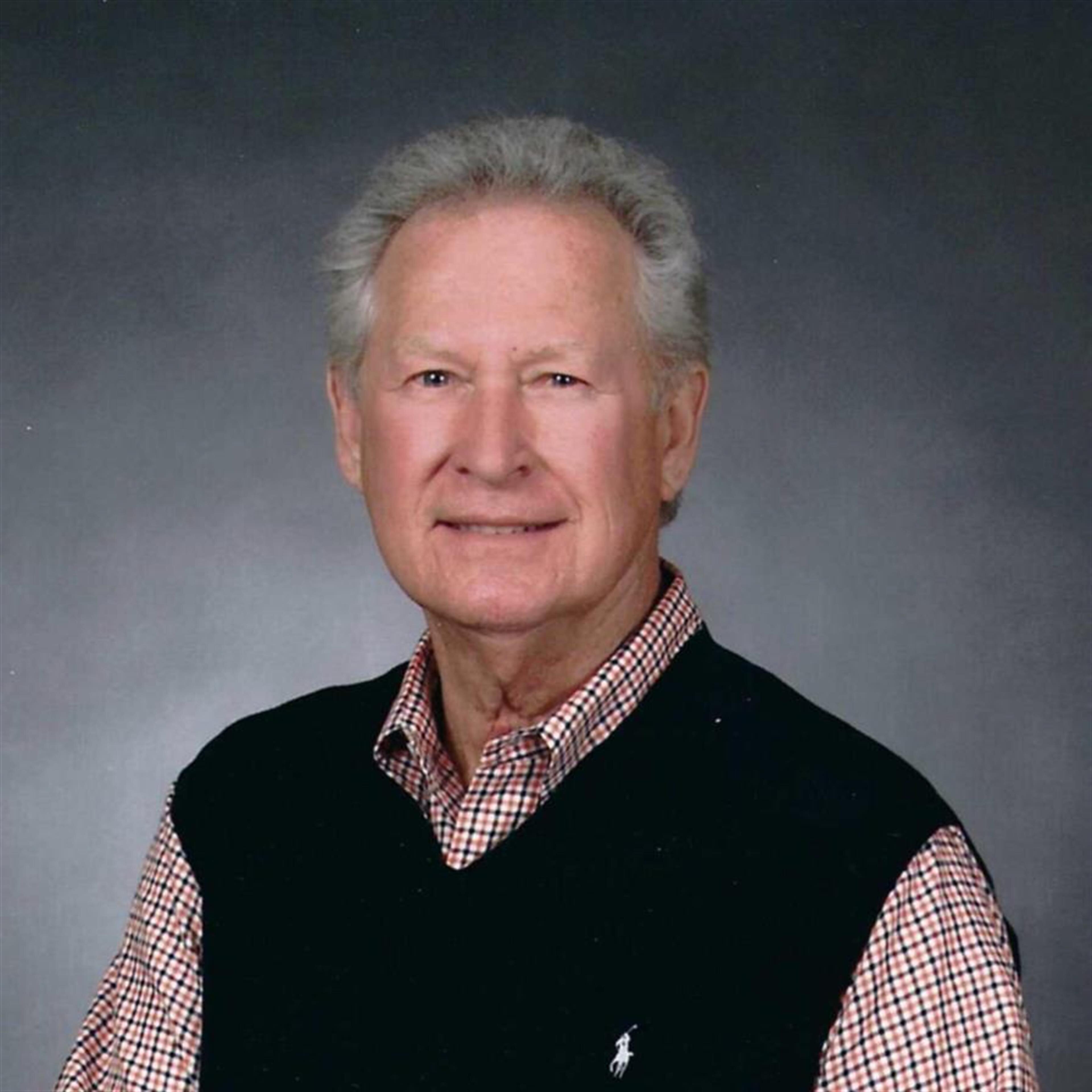 Carl Eugene Combs