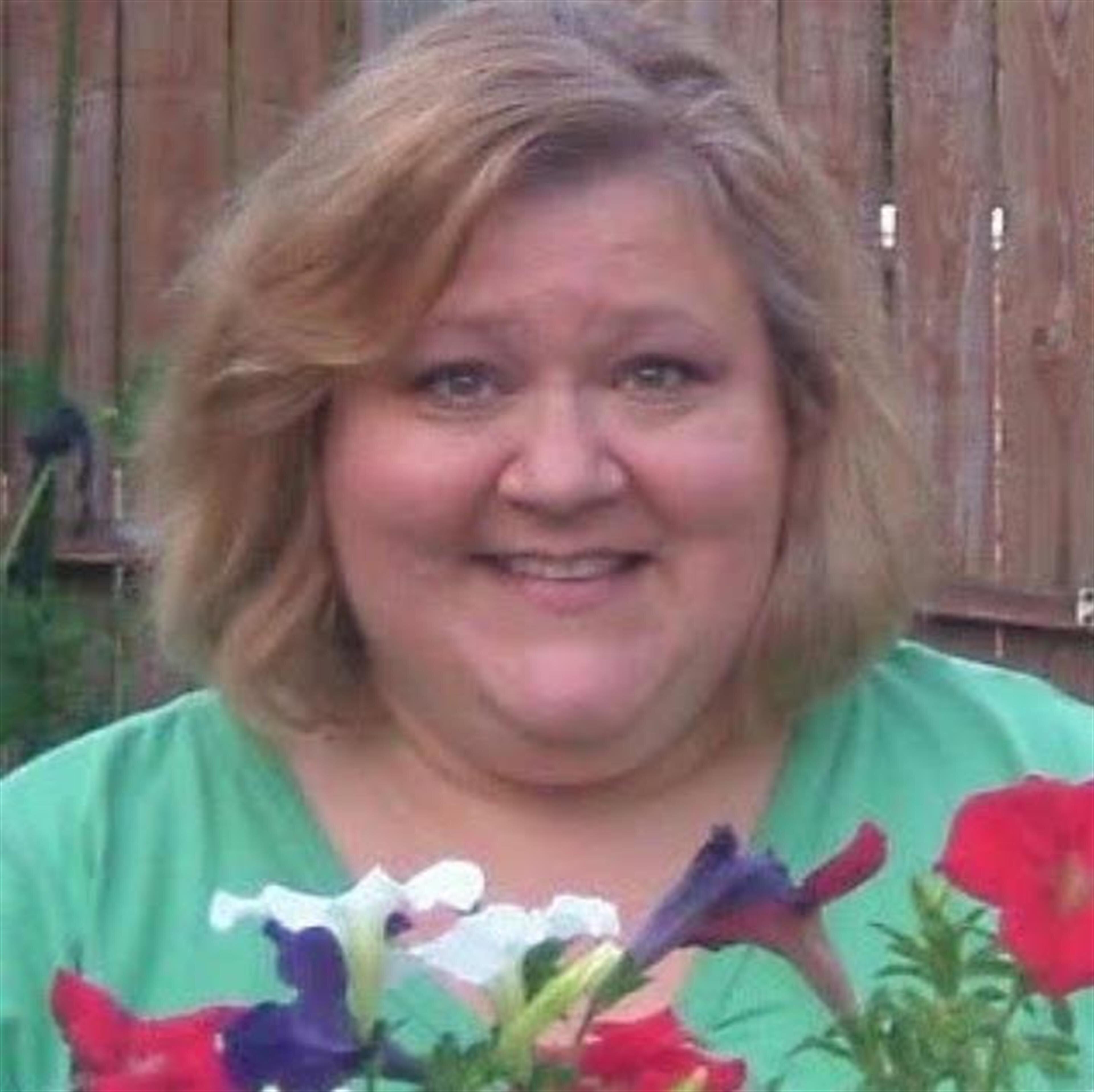 Shawna M Crymes