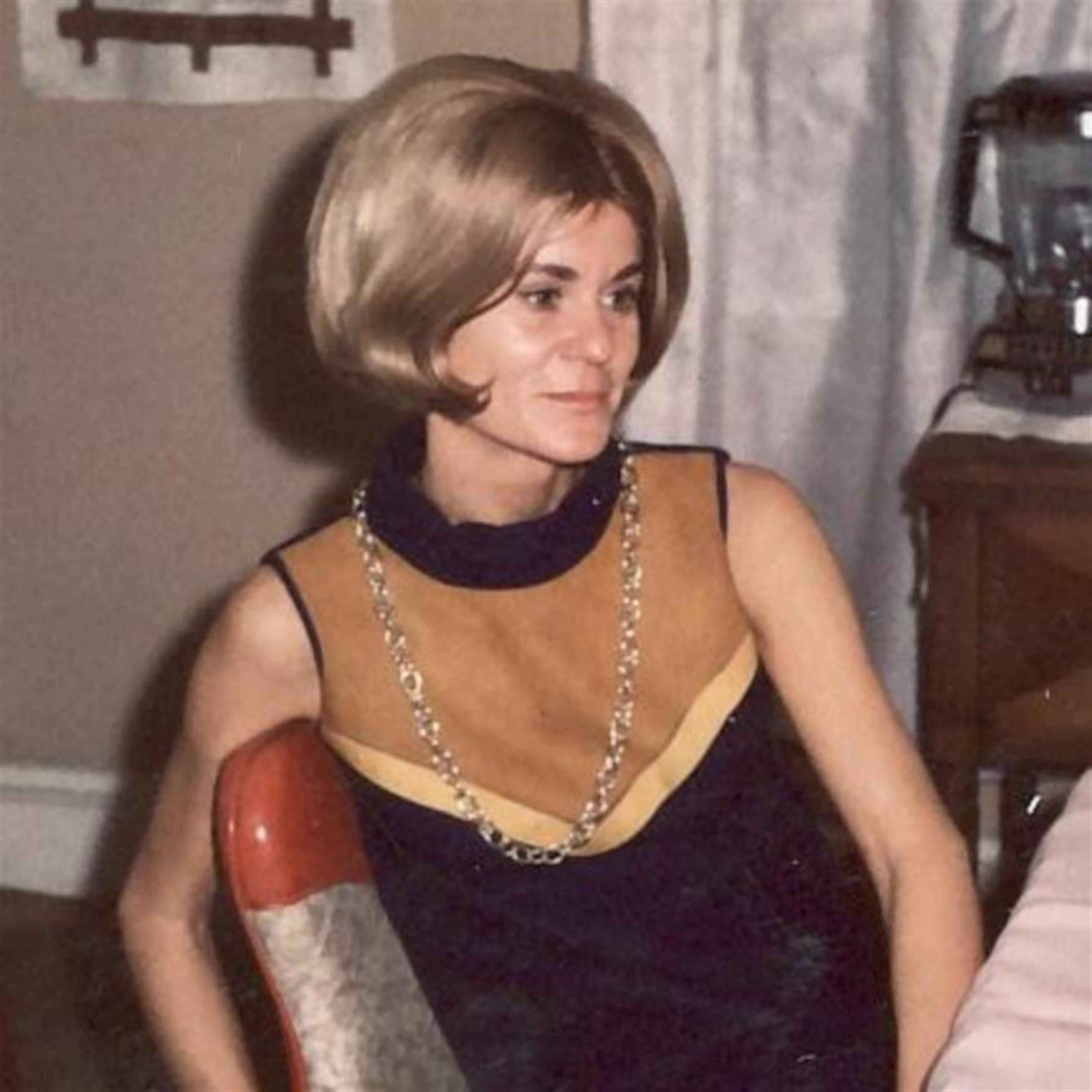 Marjorie "Margie" Lenk Hollish