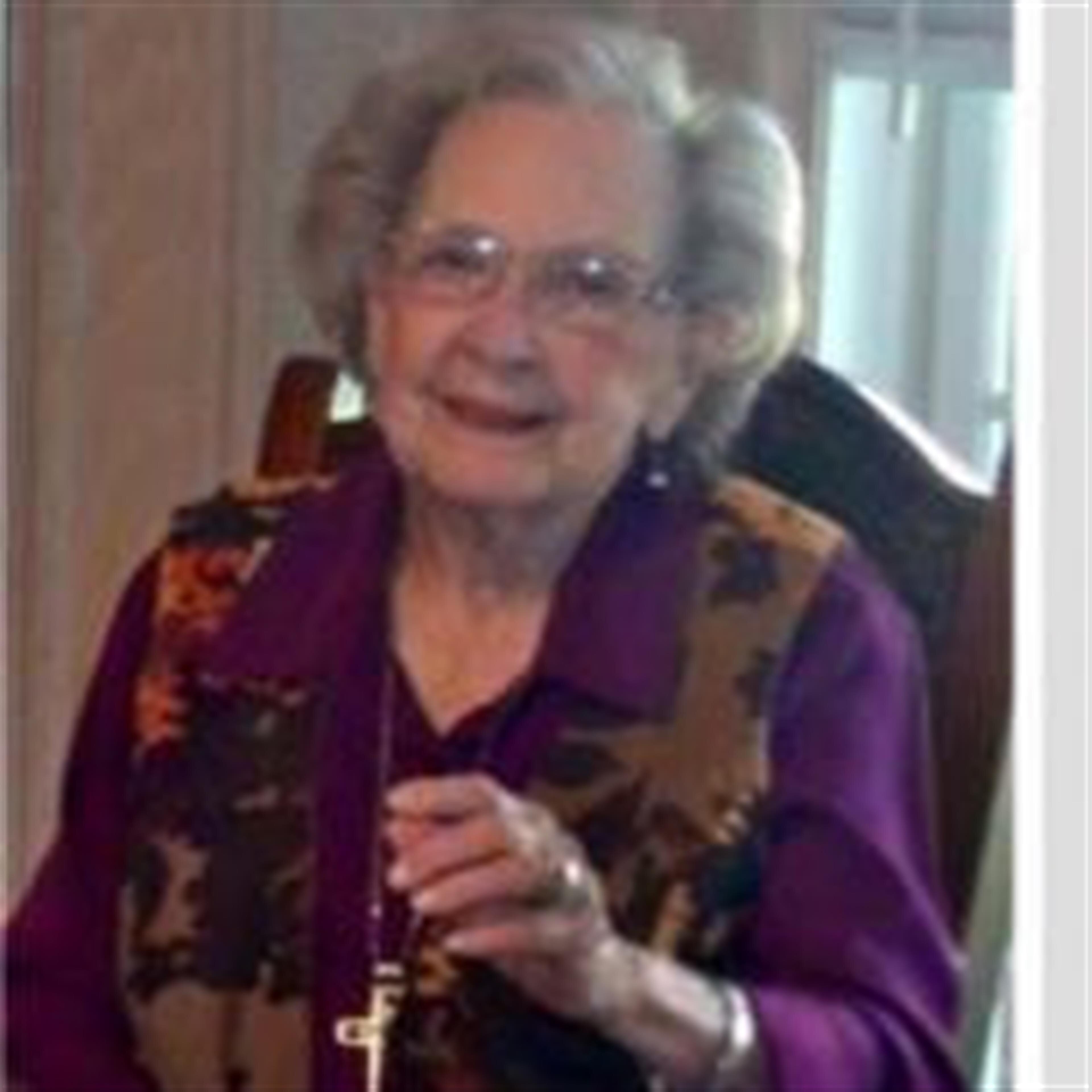 Isabelle Canay Oliveira