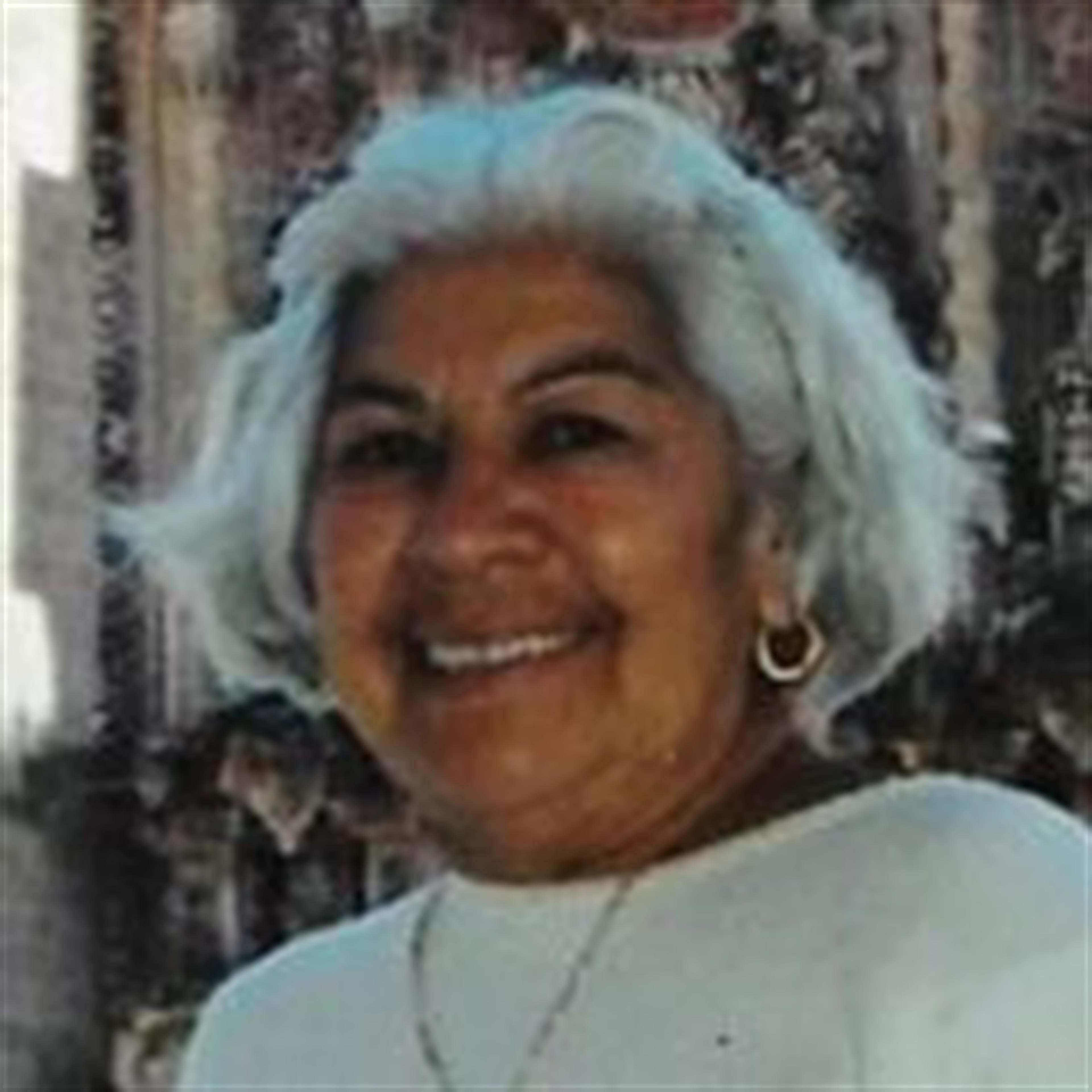 Esmeralda Hernandez