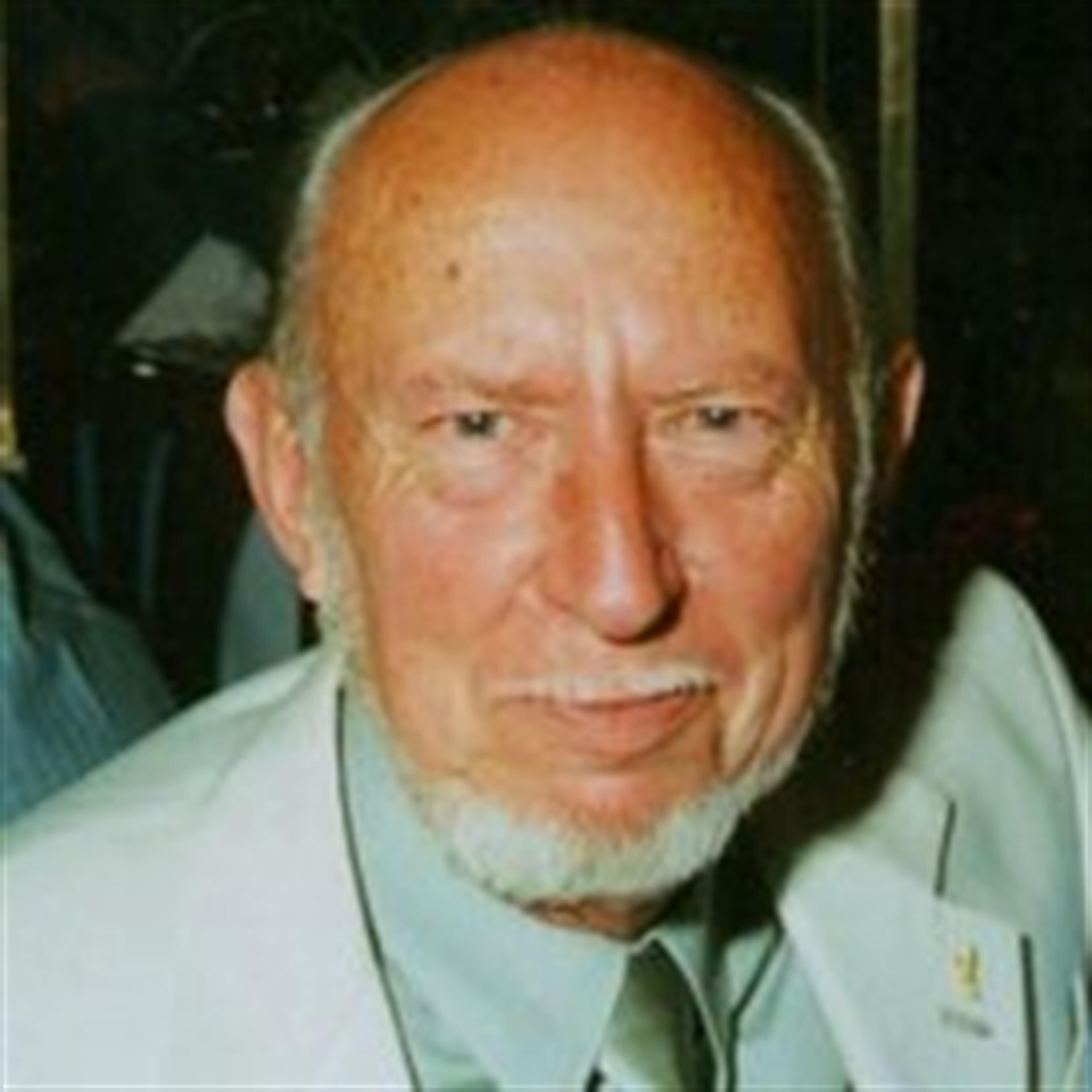 Robert F Tritt