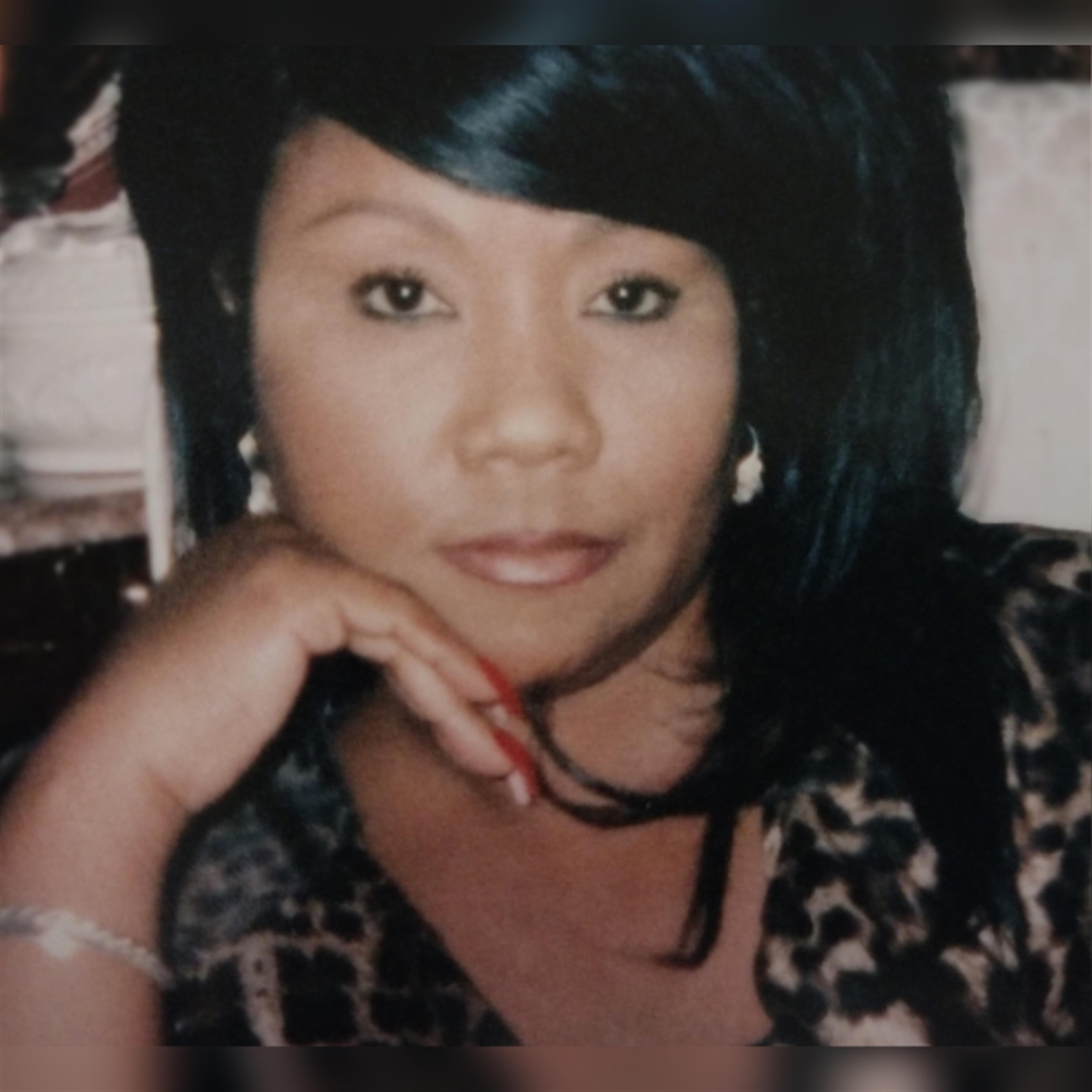 Beverly Delois Browdy