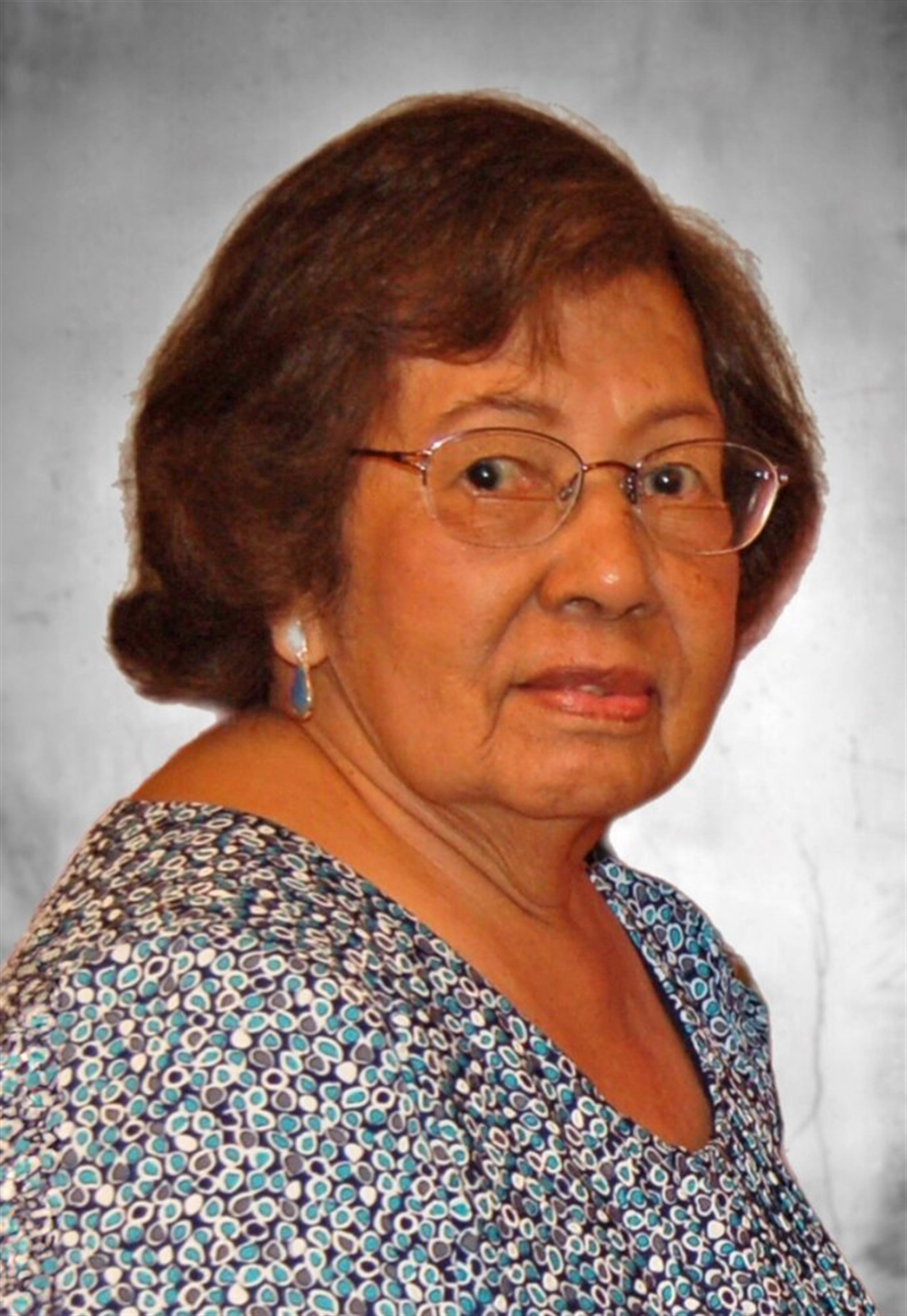 Alice Salazar Fernandez's obituary picture