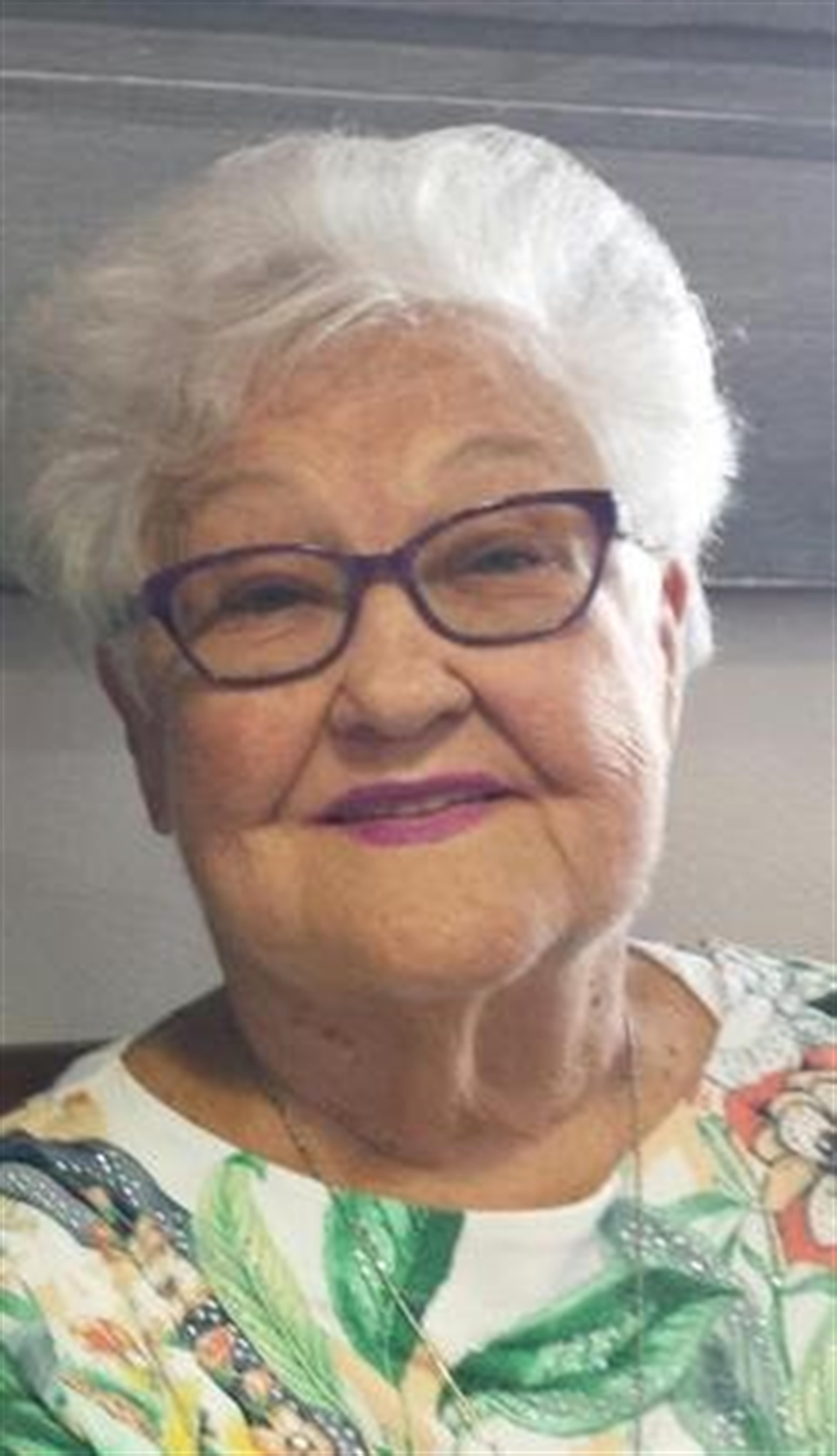 Karen "Kay" Gold's obituary picture