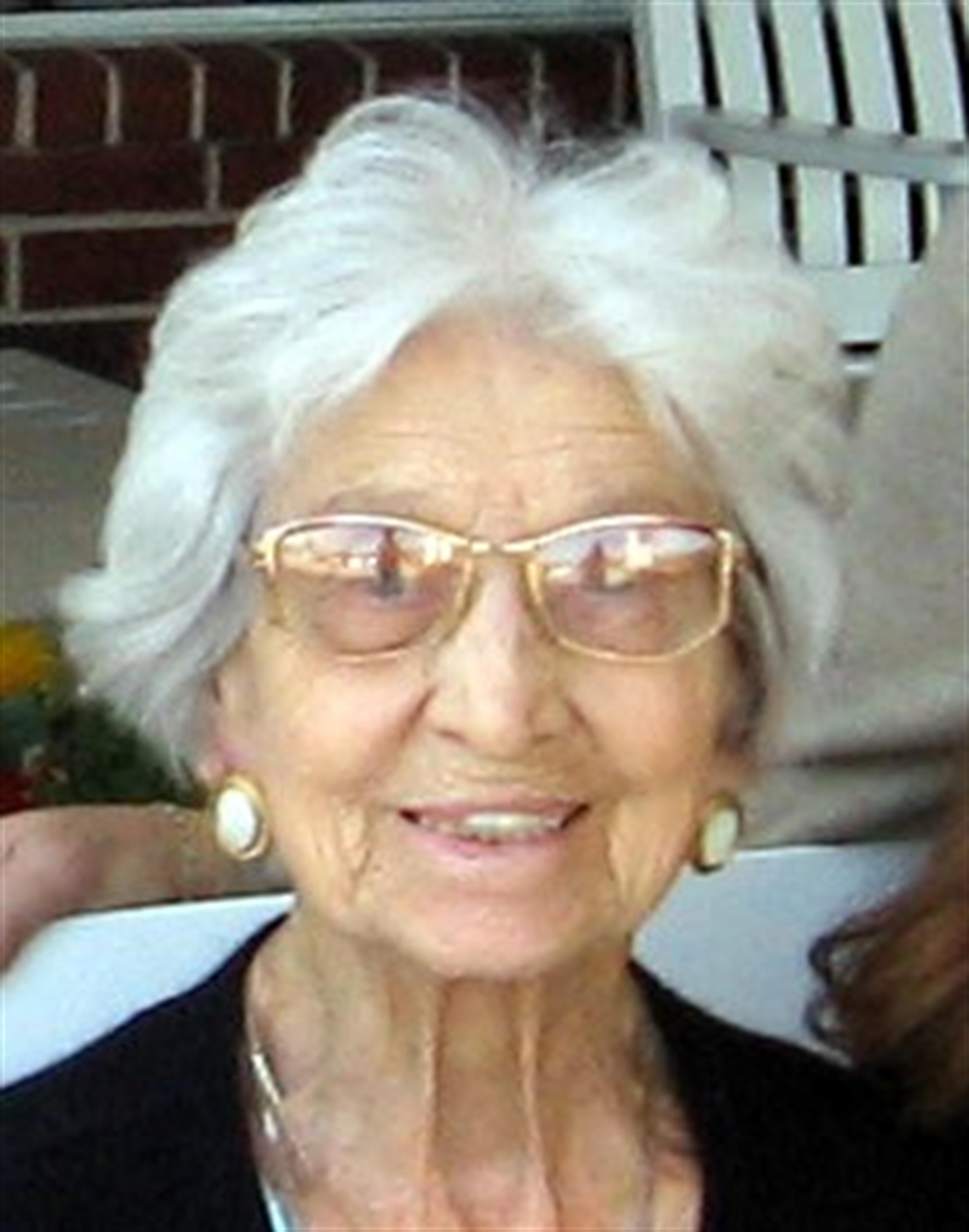 Alfrieda Lombard Lawlor's obituary picture