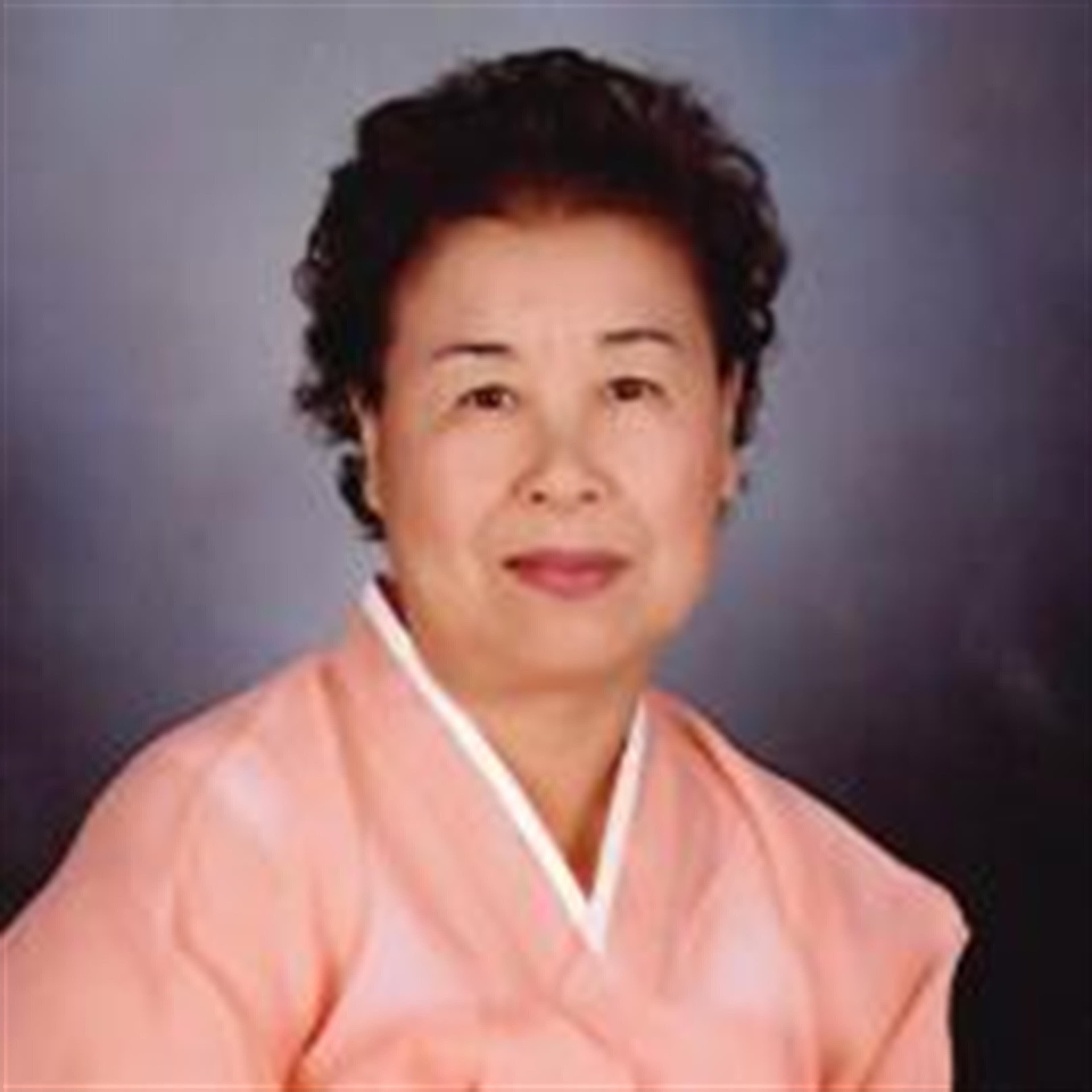 Young Ok Moon Lee
