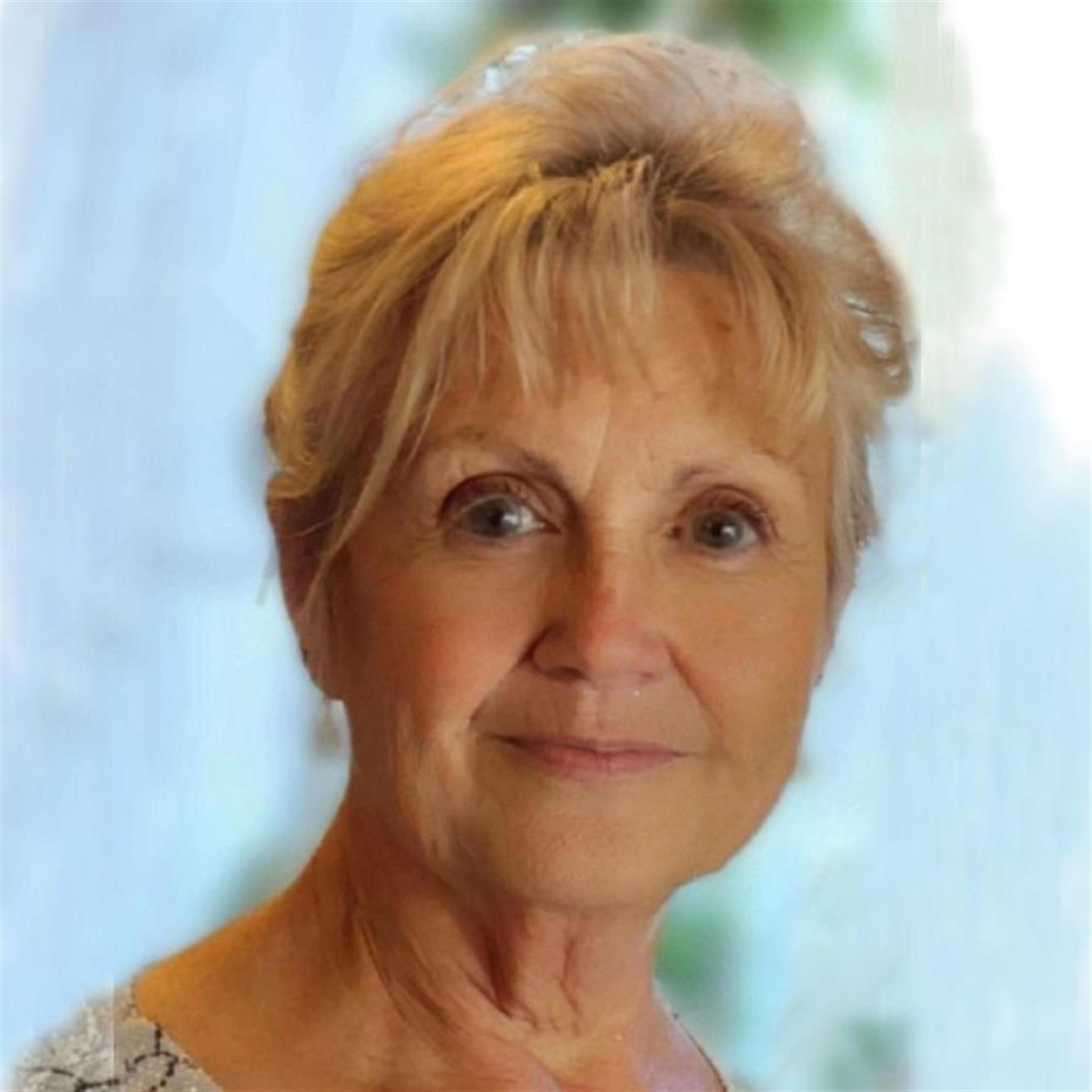 Cynthia "Cindy" Booth
