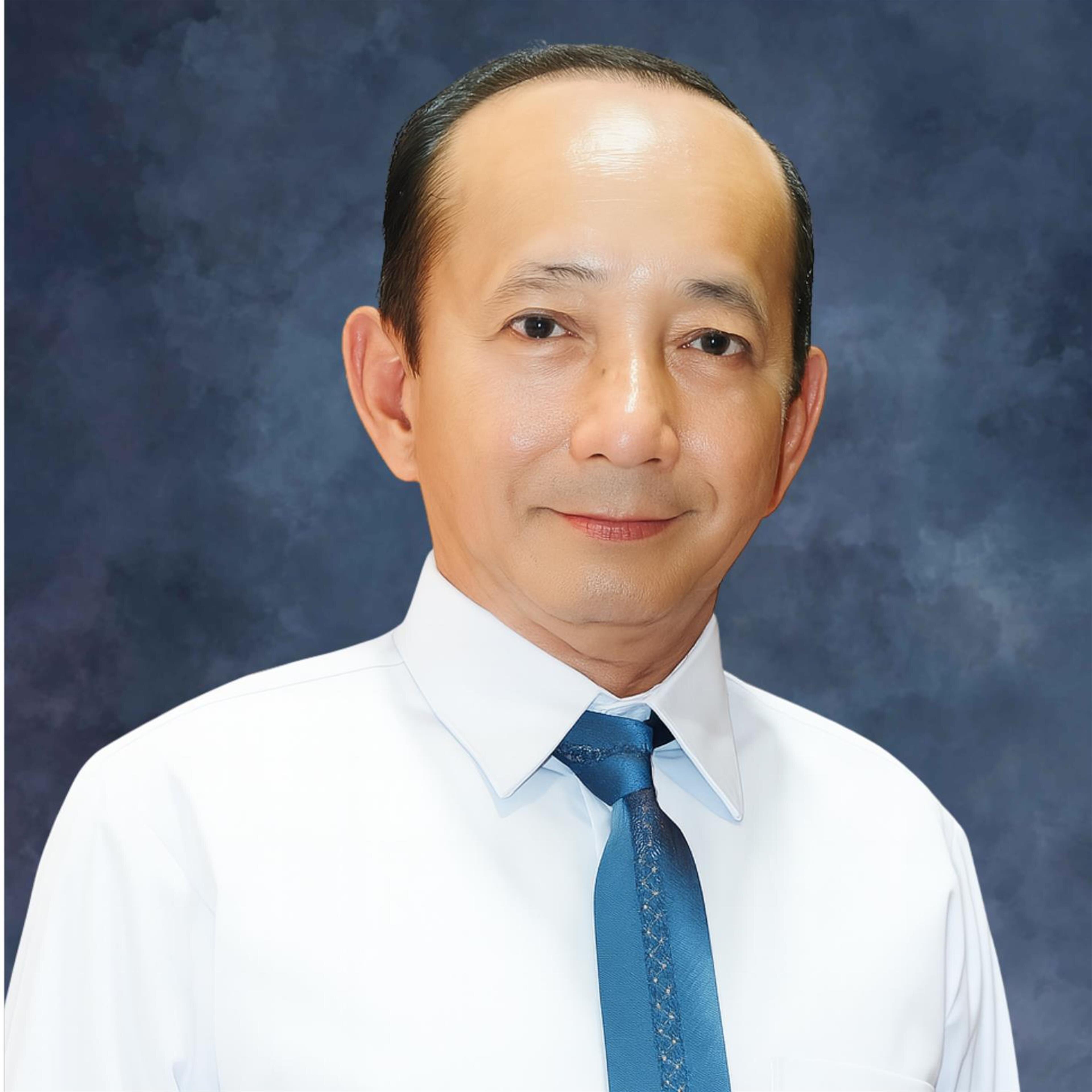 Hanh Van Nguyen