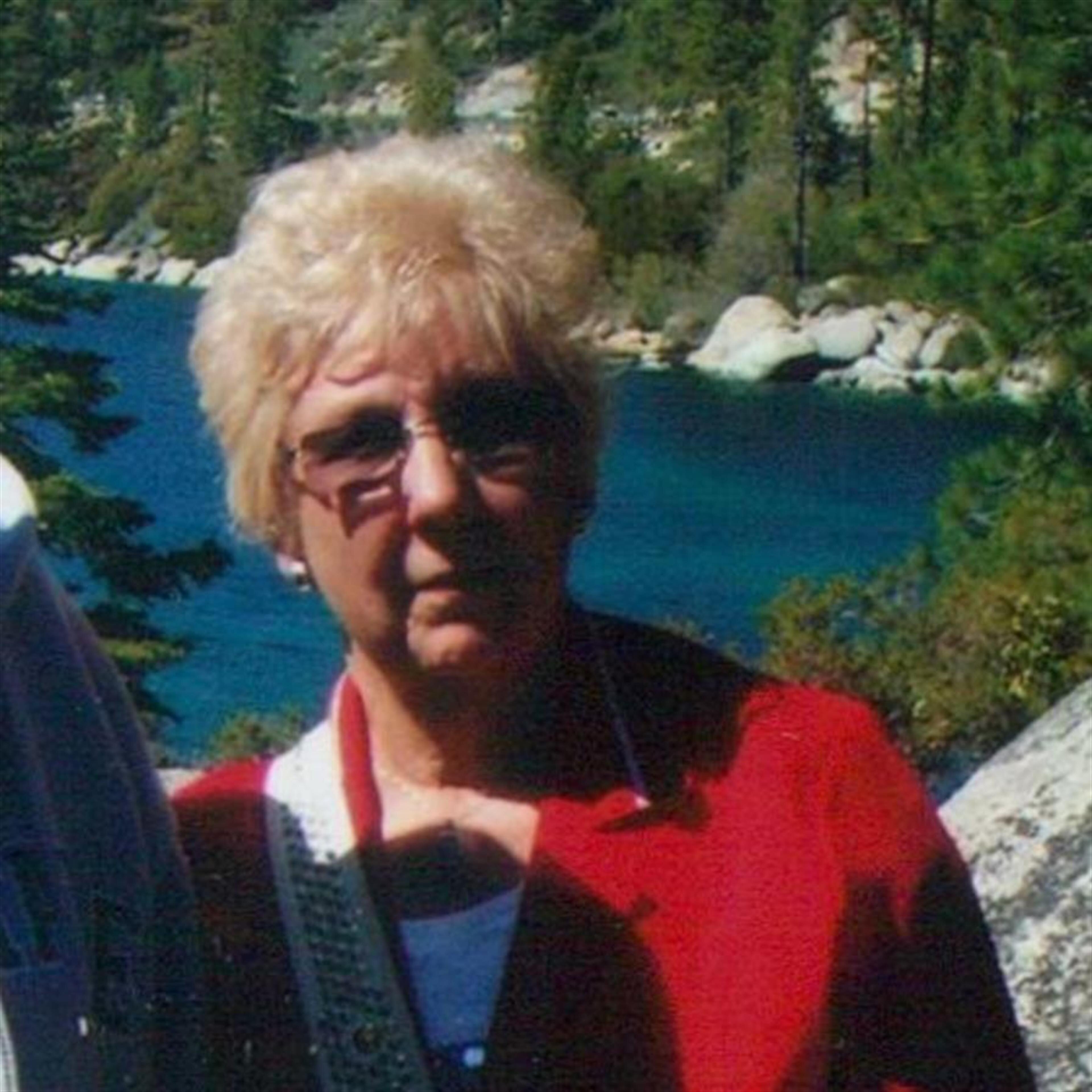 Wanda Burnette Thomas