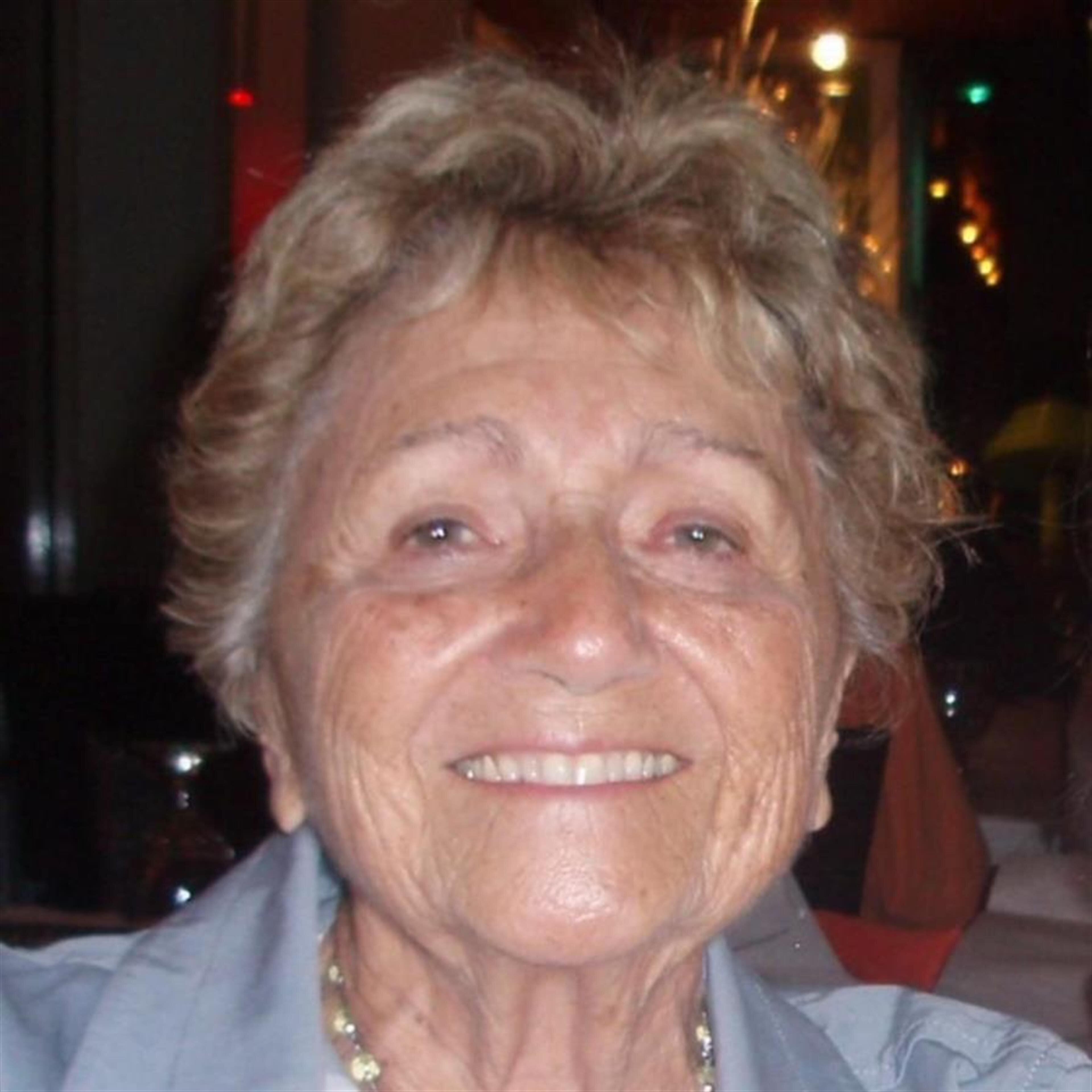 Iris Caplowe