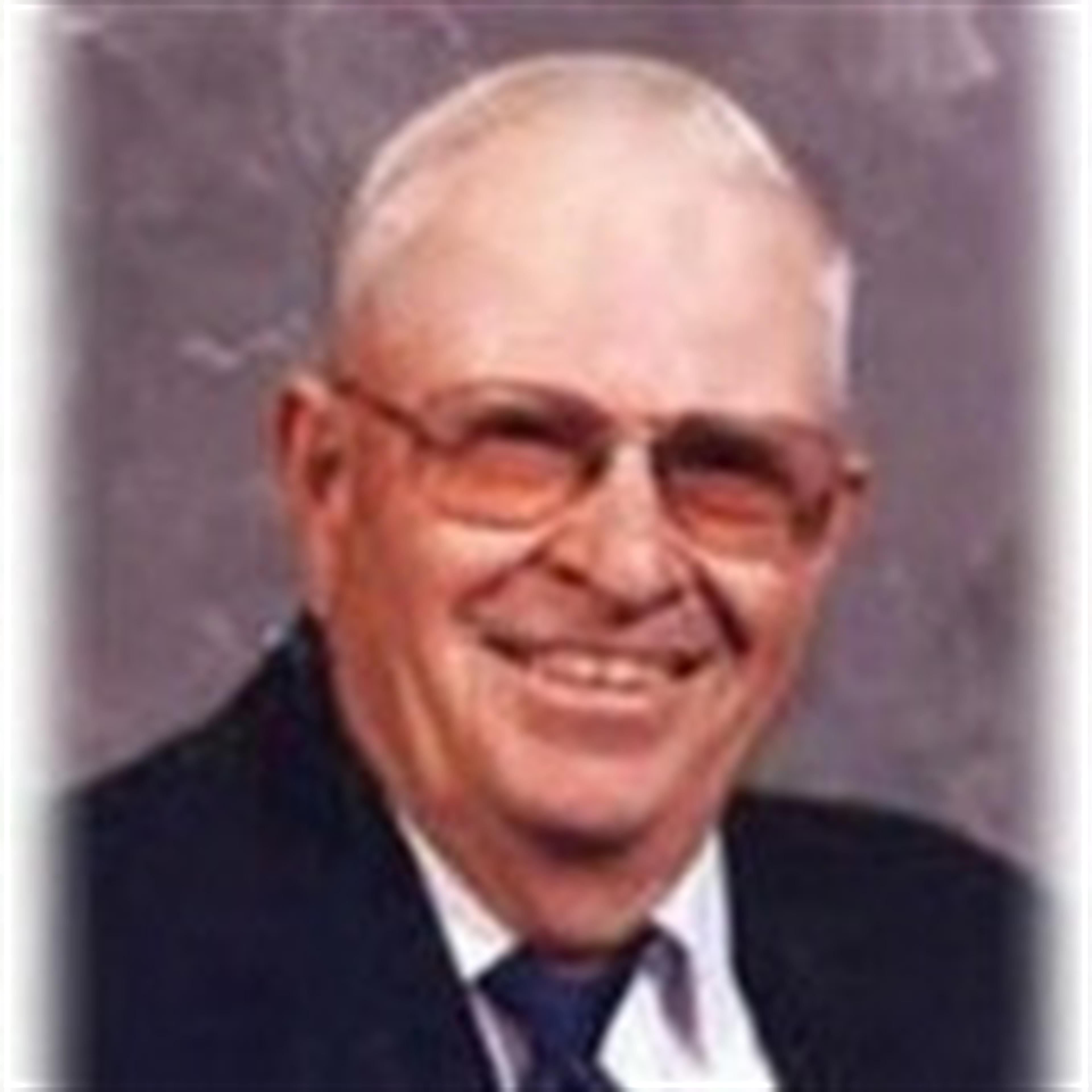 Kenneth Lloyd Salladay