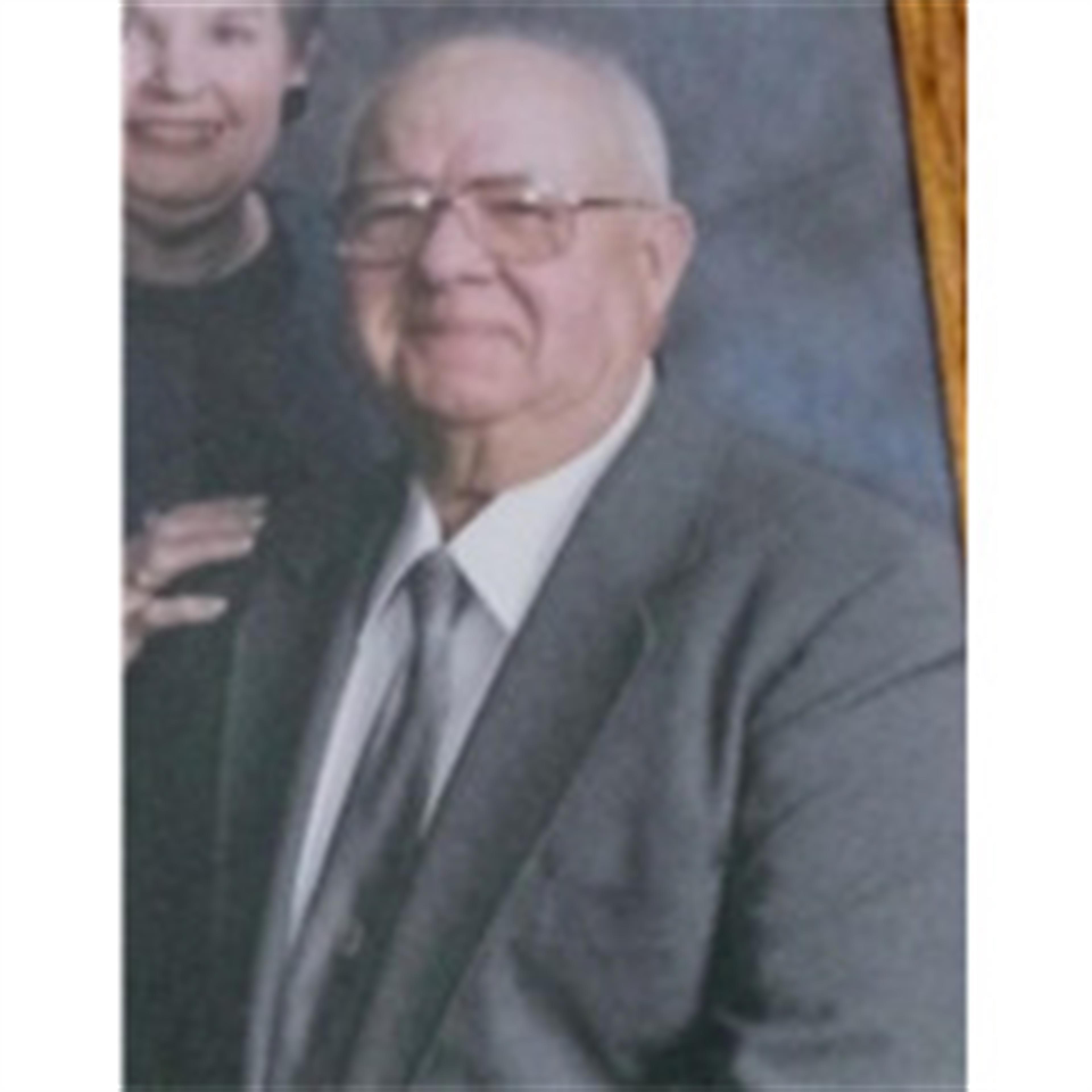 Max D. Rash's obituary picture