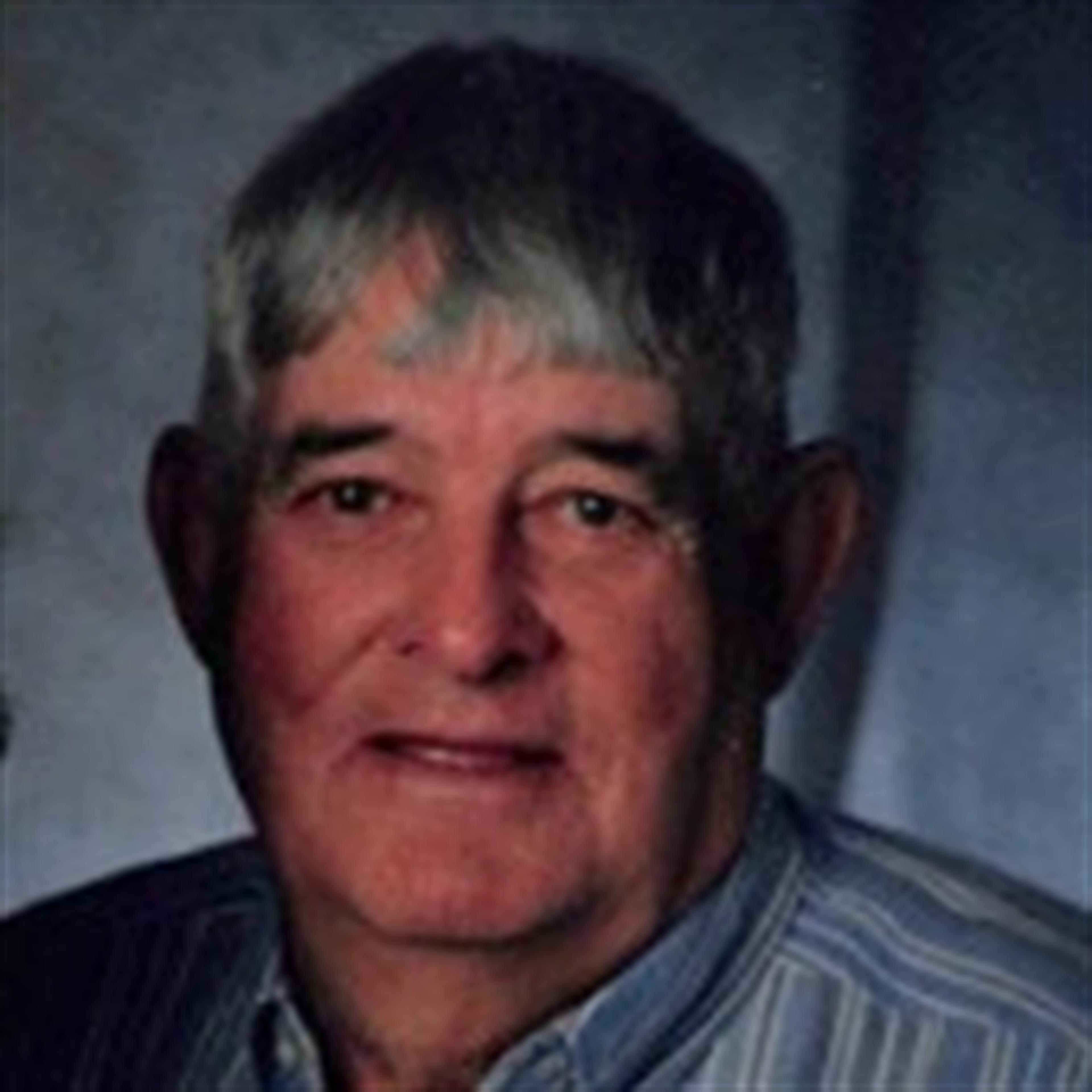 Oliver New's obituary picture