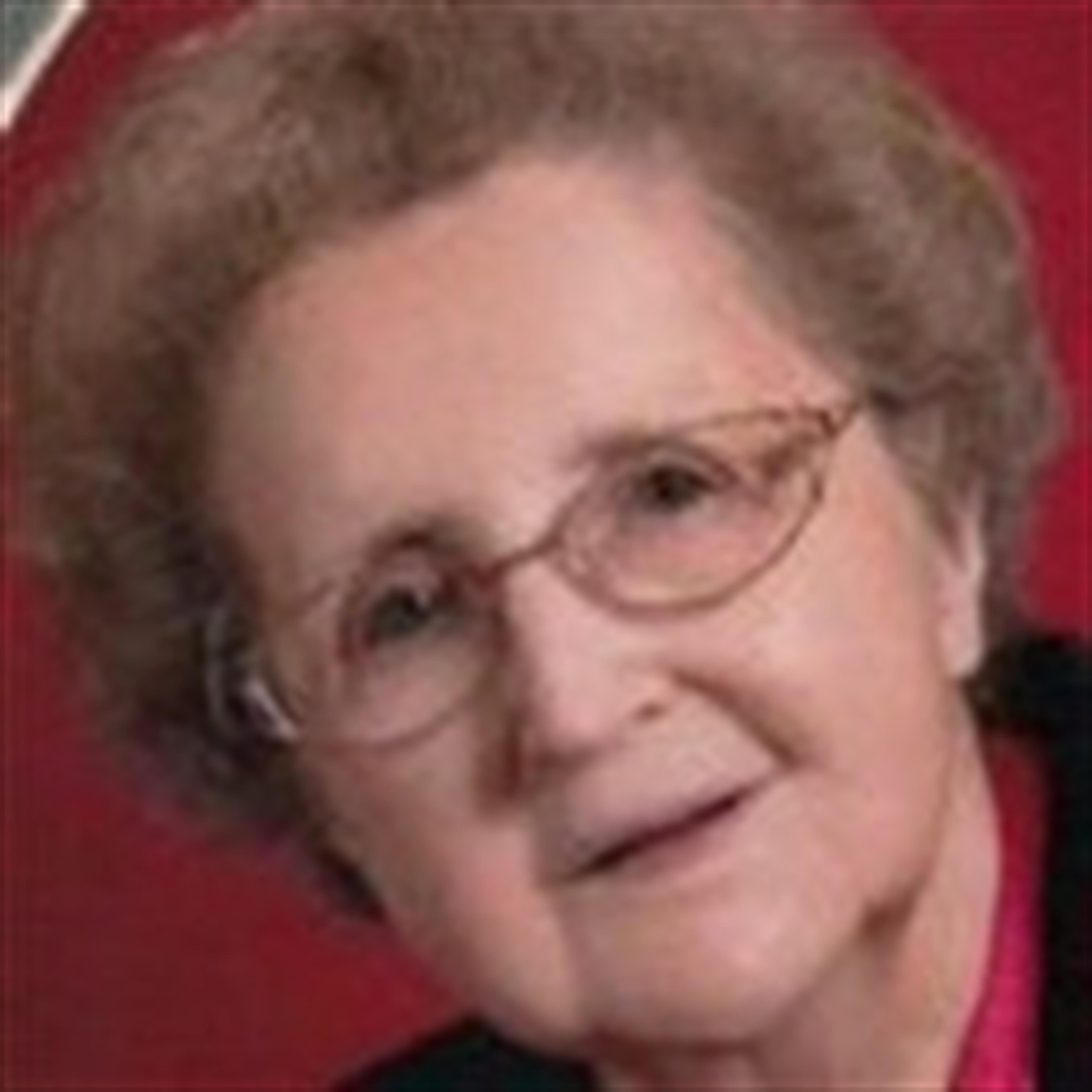 Maxine Louise McKern's obituary picture