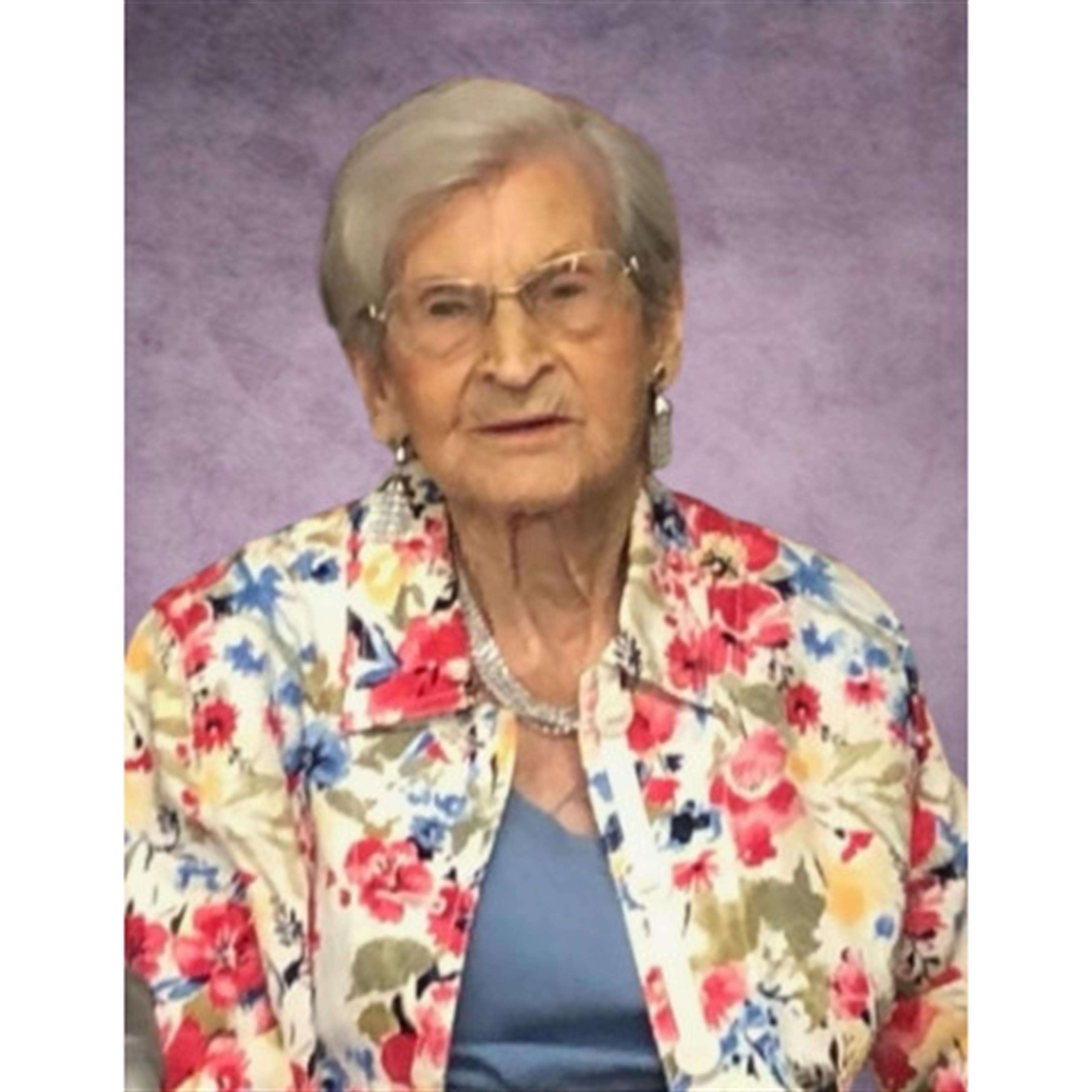 Helen Harrington's obituary picture