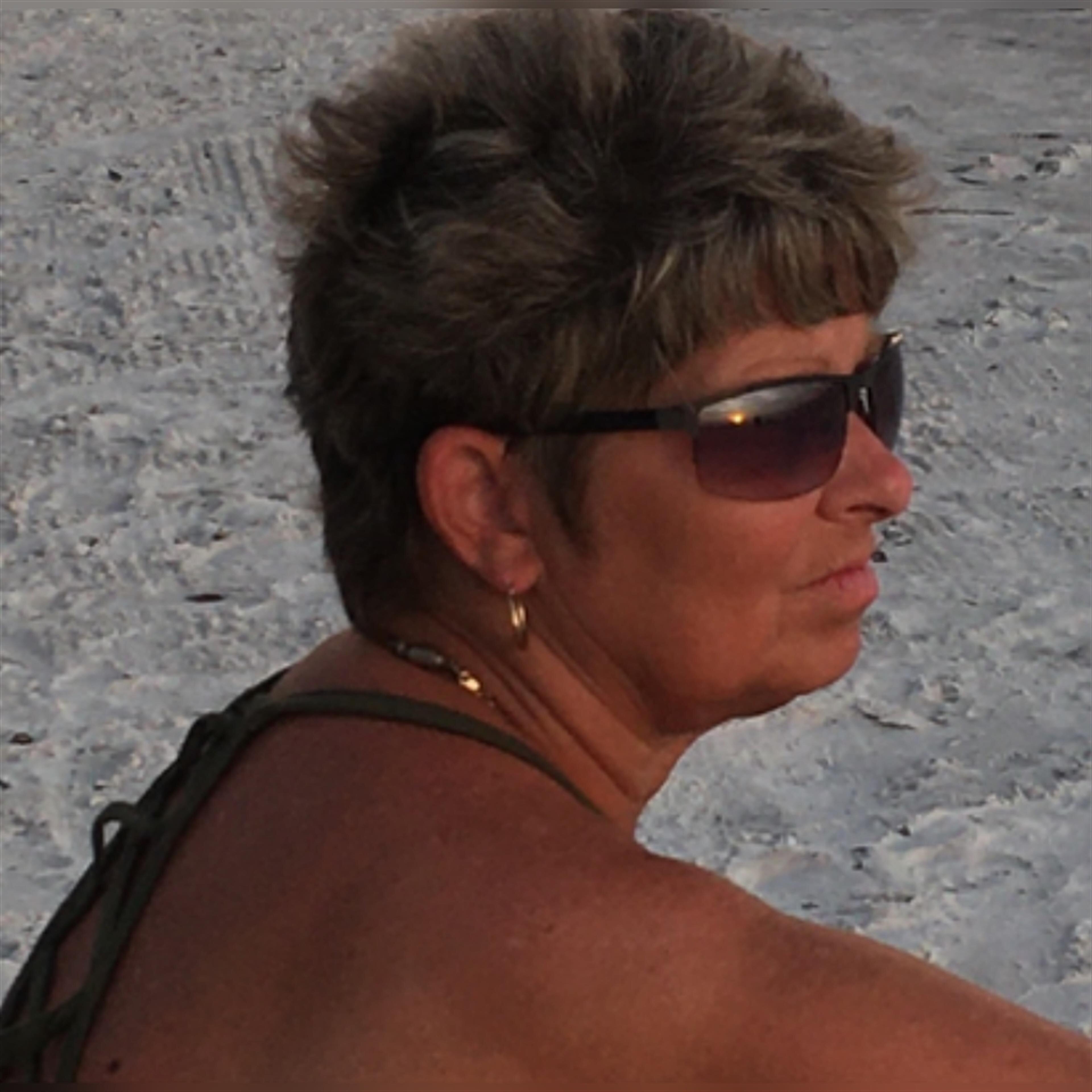 Louise H. "Lee" Kapfer