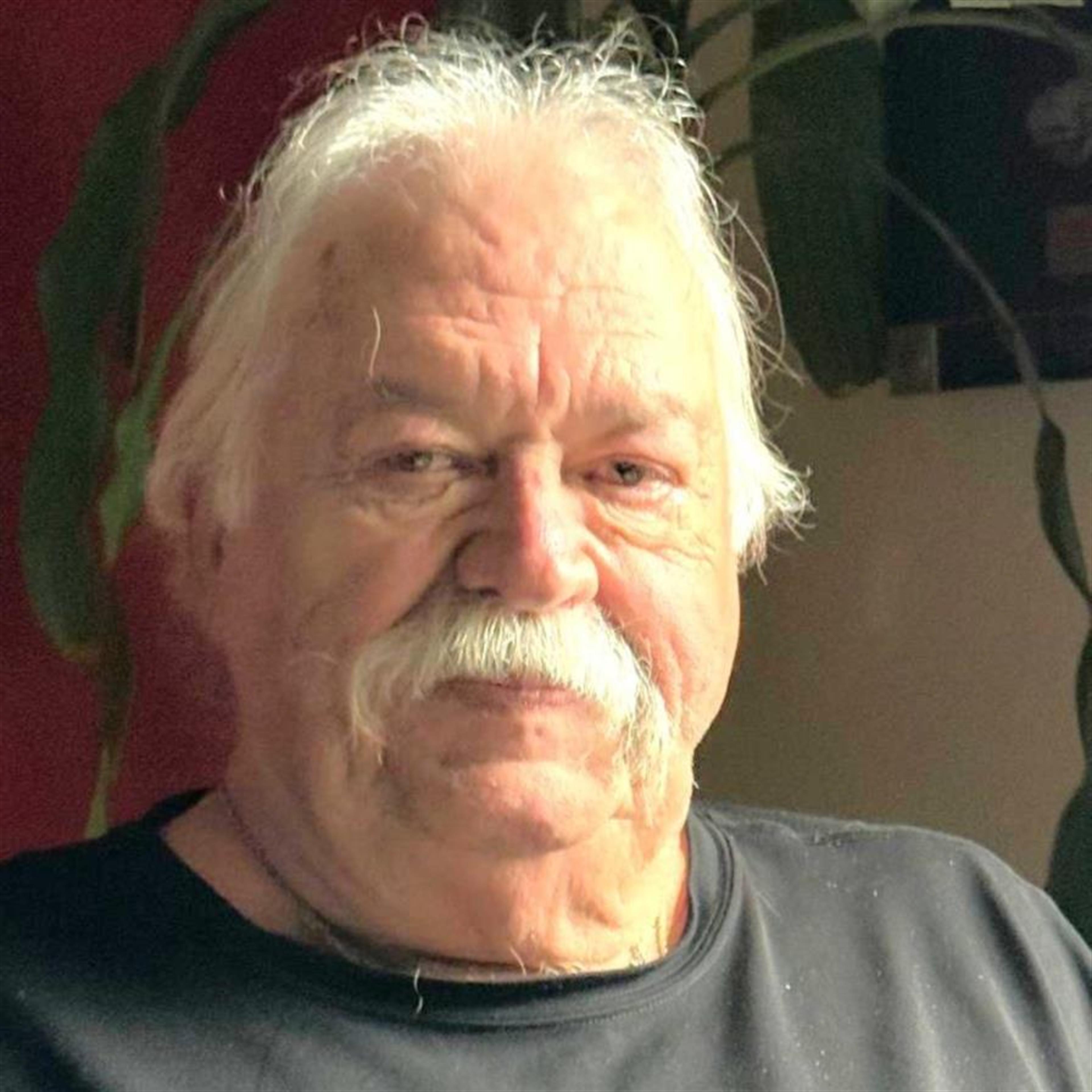 Daniel Frank Lee's obituary picture