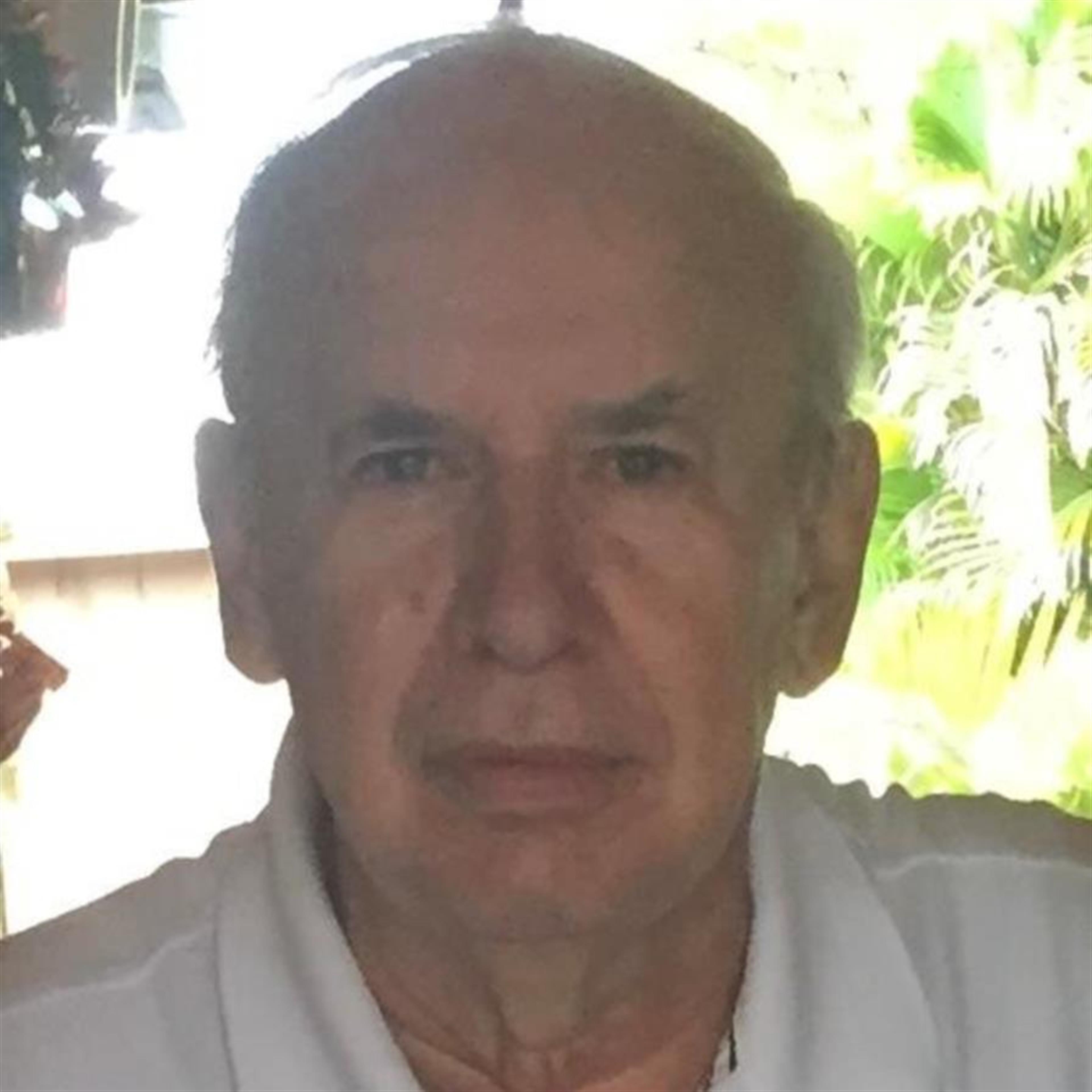Armando L. Aponte's obituary picture