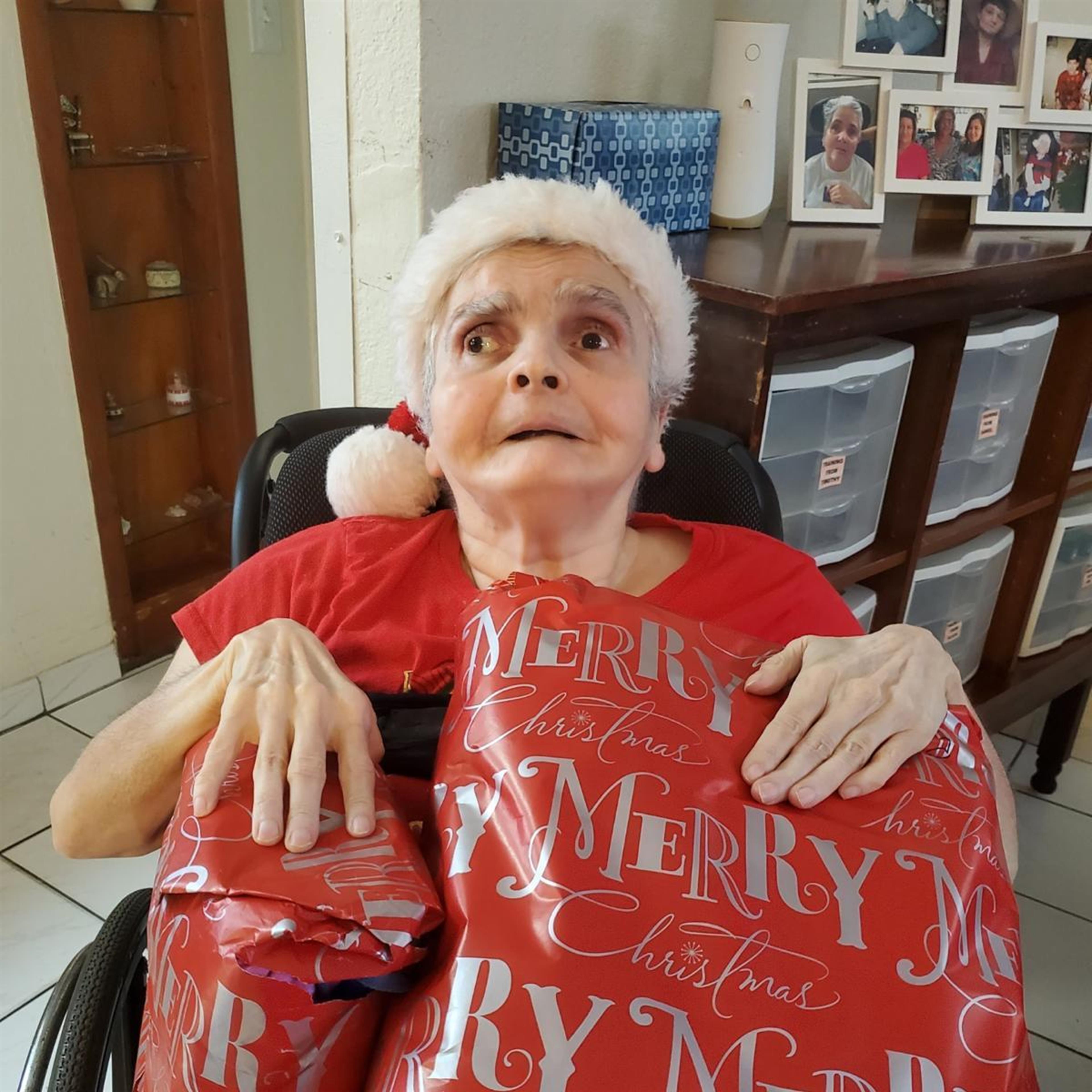 Laura Aldea's obituary picture