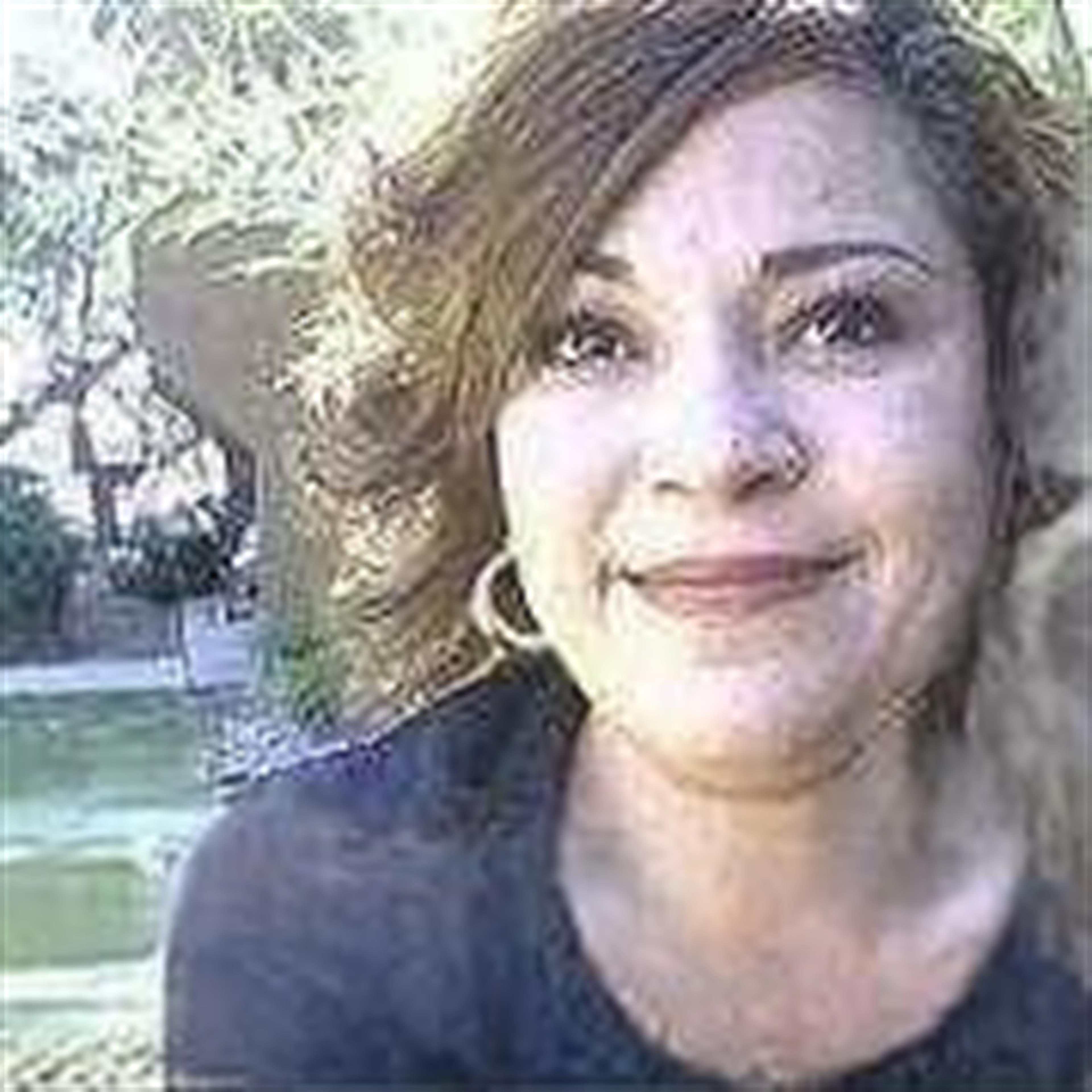 Maxine Flores Murillo