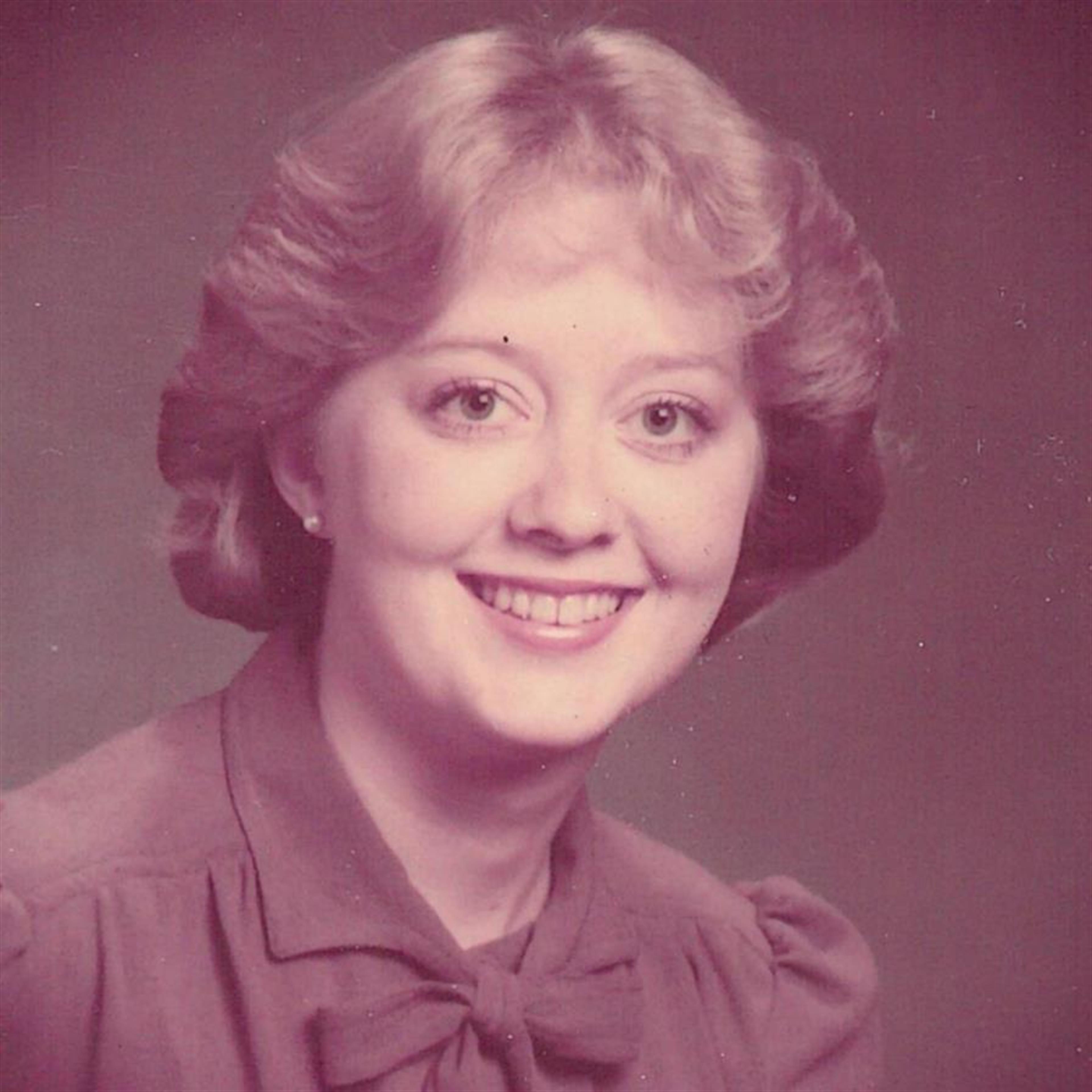 Elizabeth Irene Russell's obituary picture